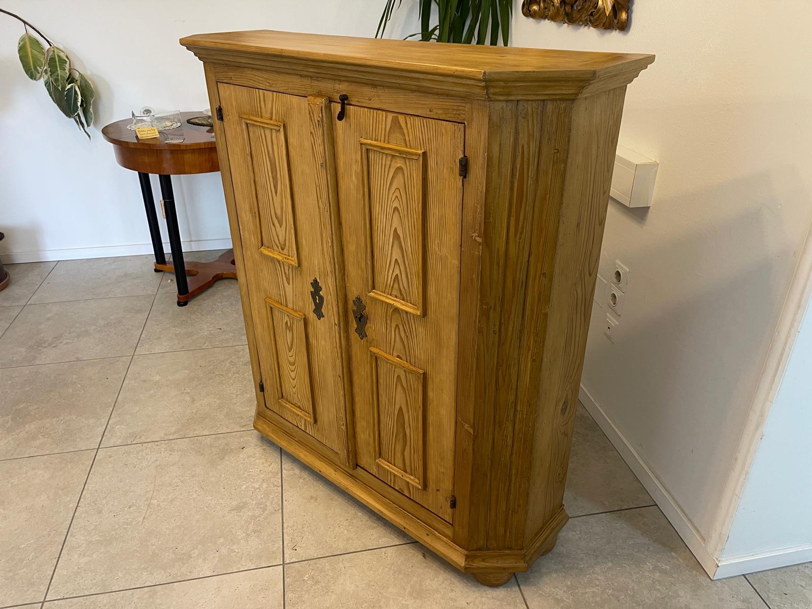 Sale Bäuerlicher Kasten Bauernschrank Barockschrank Antiquität G1244