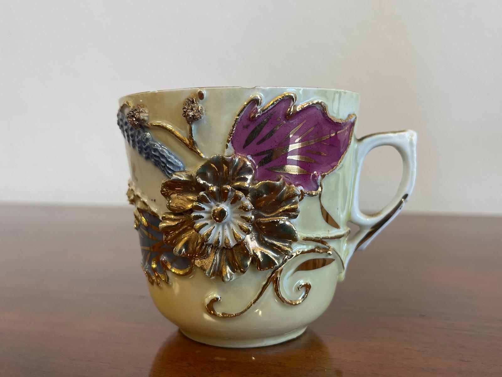 cfd63243-40d0-490f-96cc-3c133e85d113 Antike Erinnerung Rosenhäferl Rosentasse bemalt  A4912