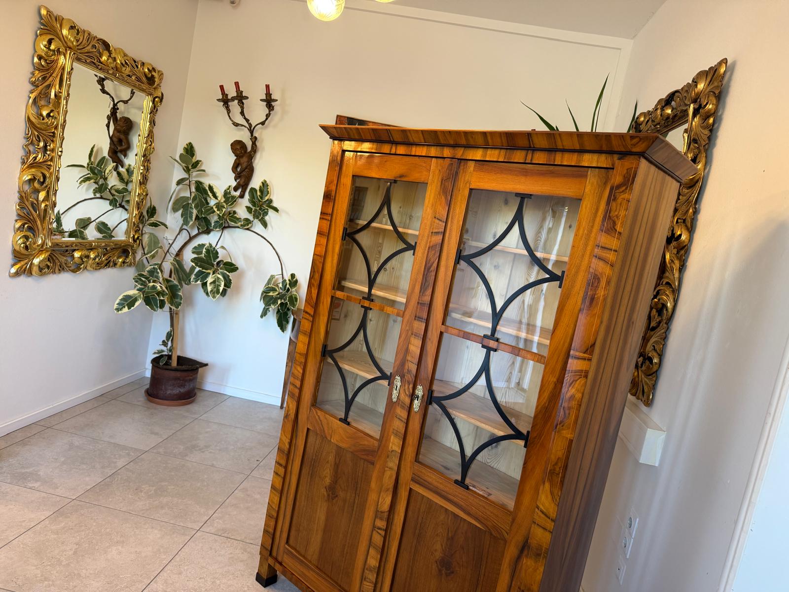 Restaurierte Biedermeier Vitrine Bücherschrank Glasschrank Antiquität G2160
