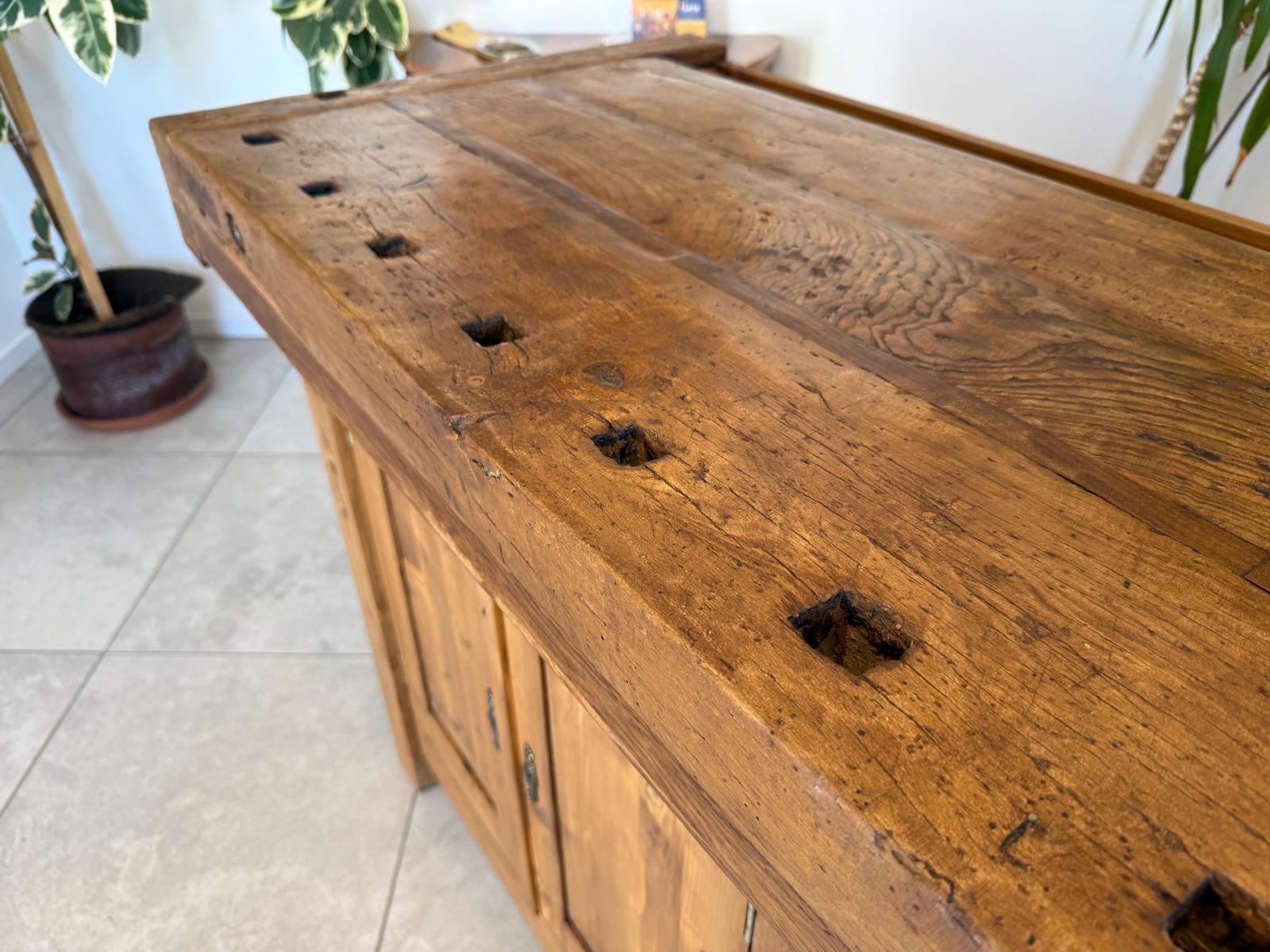 Urige Hobelbank Werkbank Pult Tresen Ladenschrank G2180
