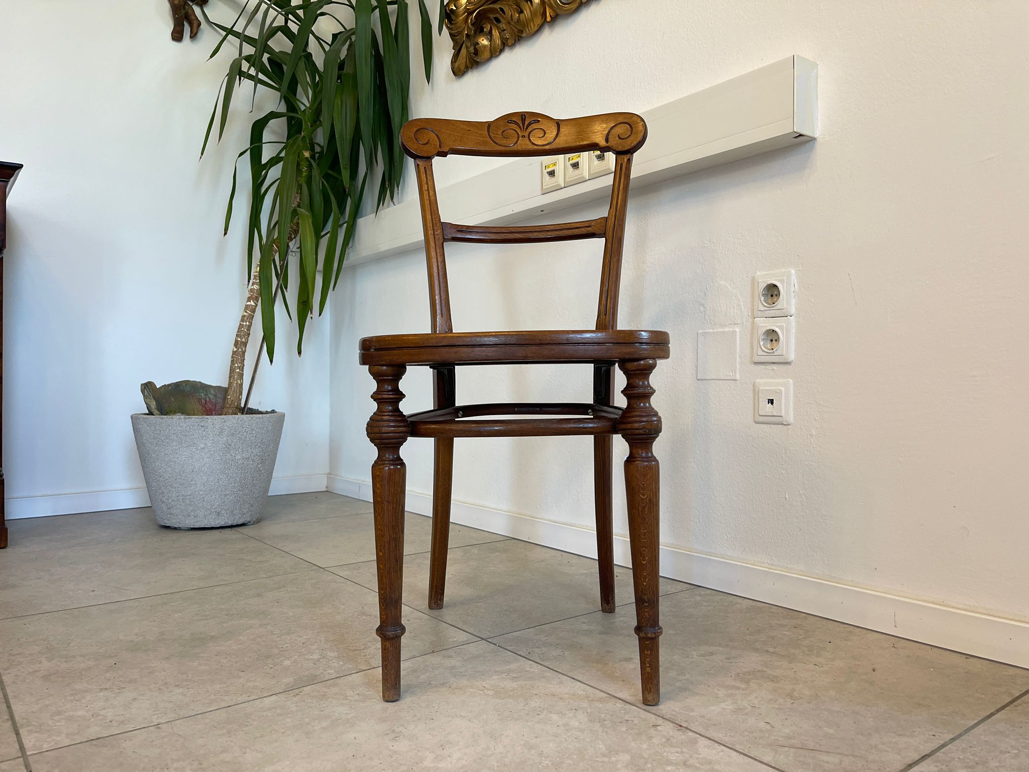 716d4e01-2f41-408e-a180-d3ac2abd7a05 Thonet Sessel Original - Bugholz Klassiker Modell A4894