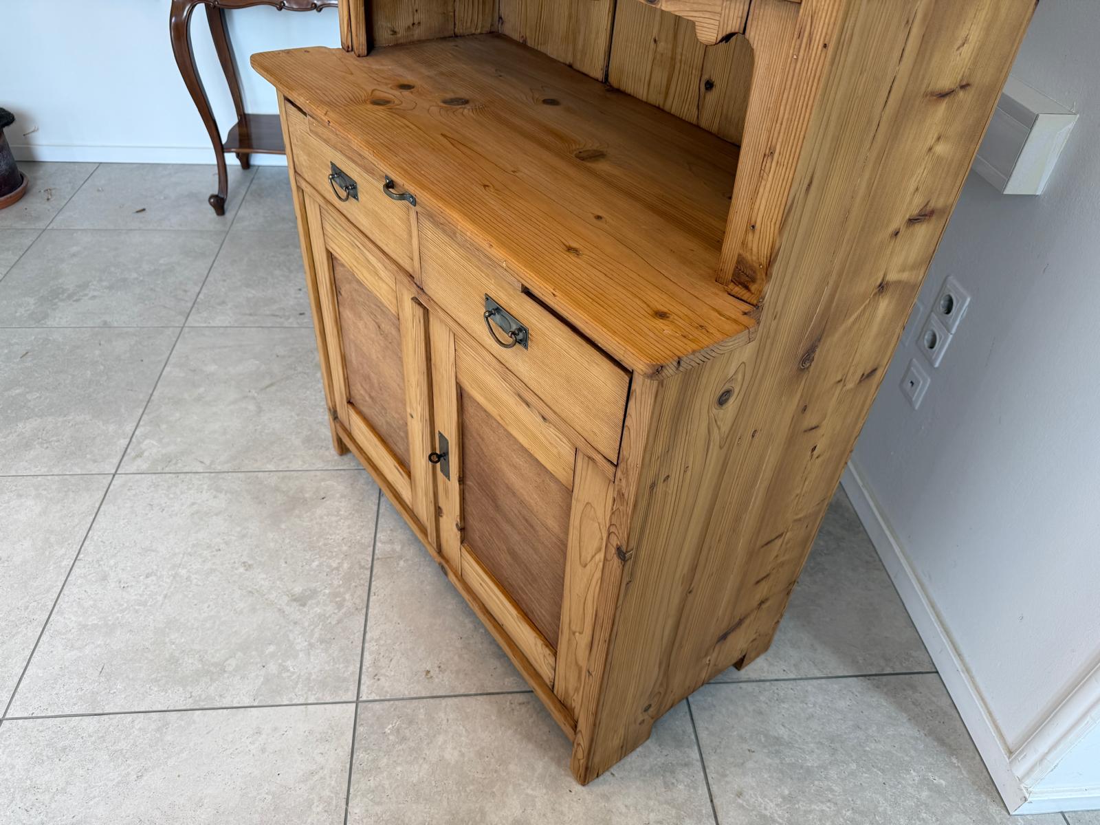 Jugendstil Küchenbuffet Antik Küchenschrank aus Naturholz G1825