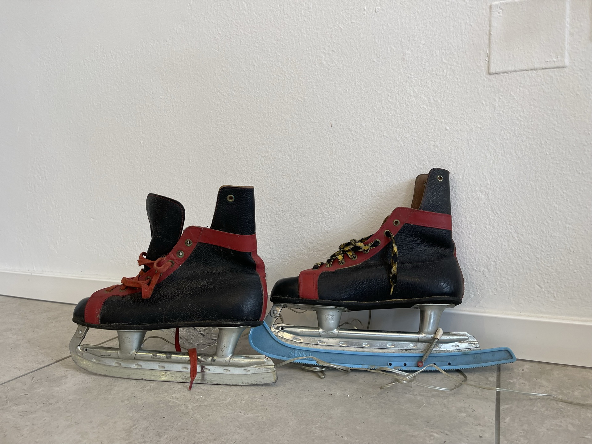 Biedermeier-Barock_38ylvMHDRymDaGt Retro Eislaufschuhe Schuhe Oldschool 1970 B1366