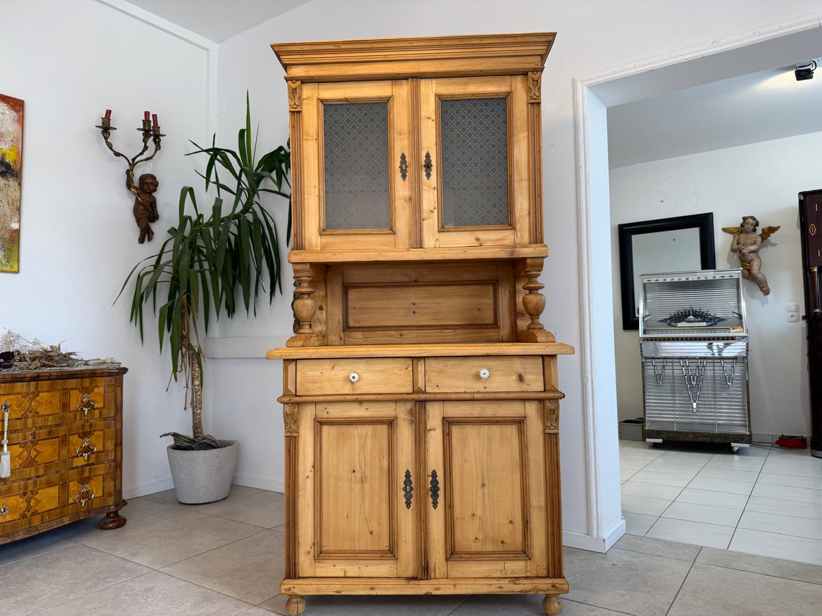 Originale Gründerzeit Küchenkredenz Bauernschrank Säulenkredenz D2794