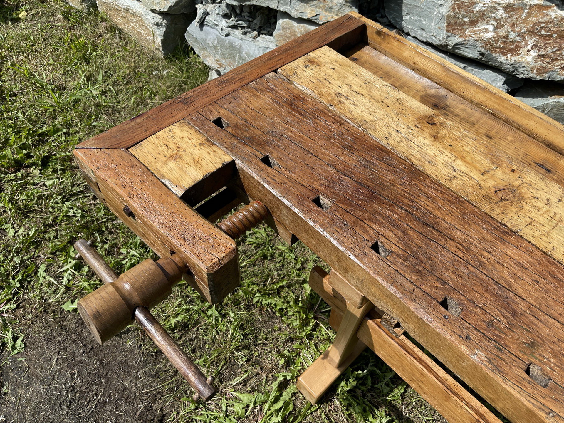 Barock-Biedermeier_074GFvIBnbcl9lL urige restaurierte Hobelbank, Werkbank, Küchentisch A3063
