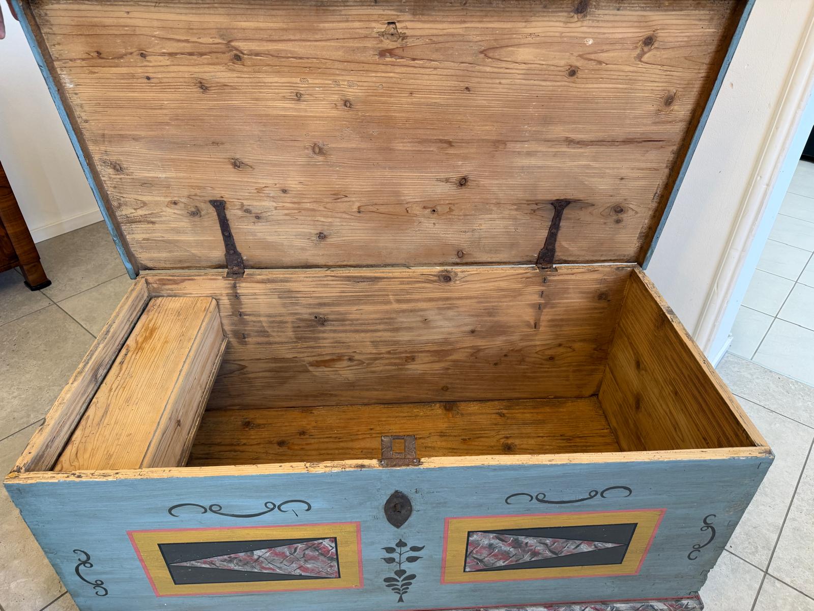 Truhe Landhaustruhe Bauerntruhe Biedermeier Truhe Handbemalt D2338