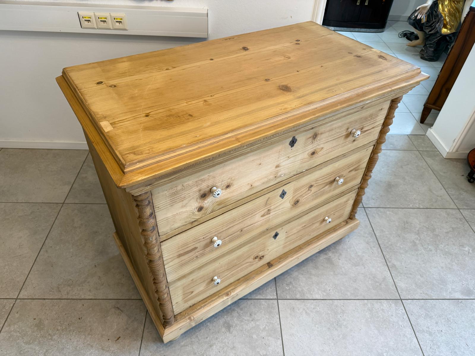 SALE Restaurierte Gründerzeit Kommode Ladenkommode Weichholz D1077