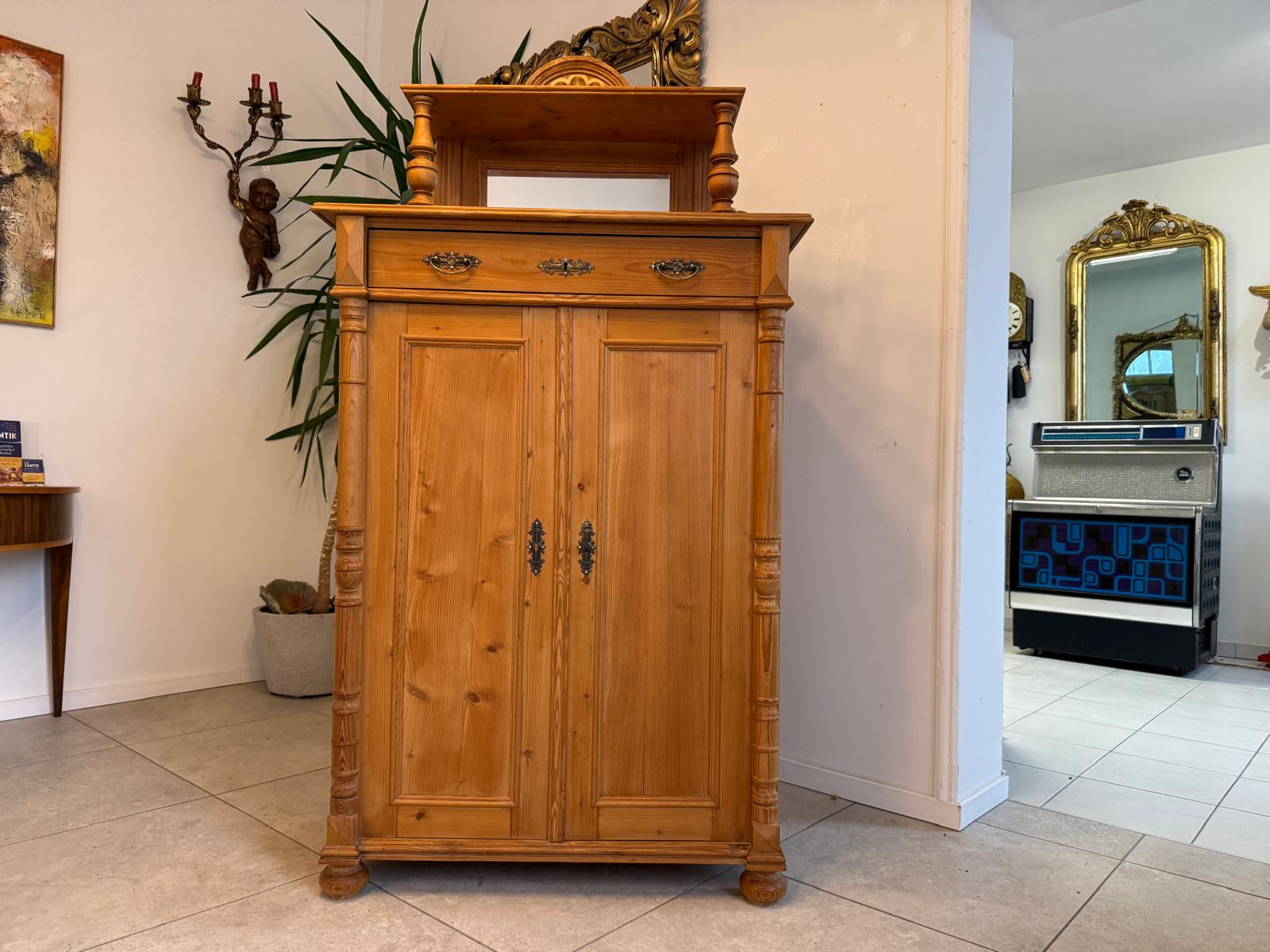 Bäuerliches Vertiko Bücherschrank Aufsatzschrank Weichholz Antik D1064-1