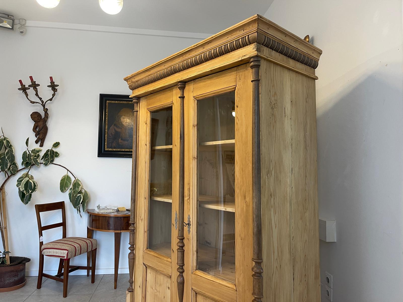 Restaurierte Gründerzeit Bauernvitrine Bauernschrank Bauernvitrine G1049