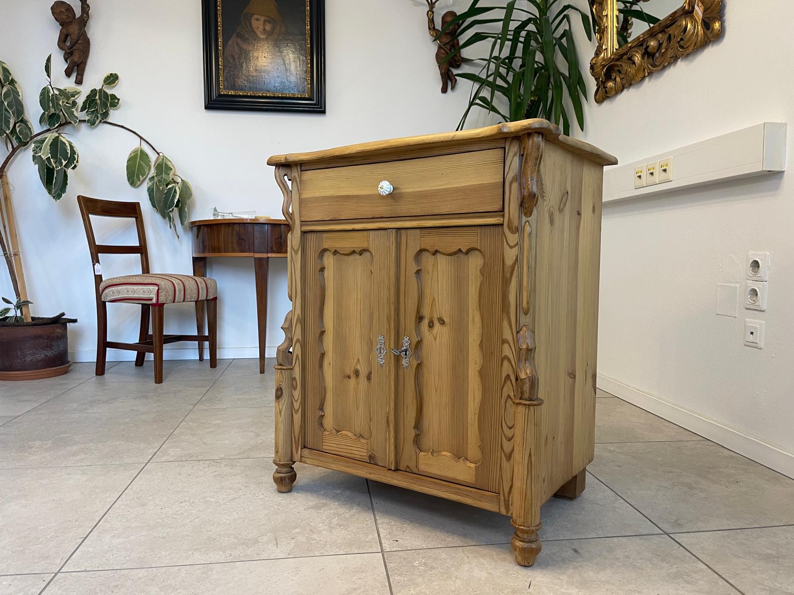 Bäuerliche Gründerzeit Anrichte Kommode Kasterl Bauernmöbel G1046