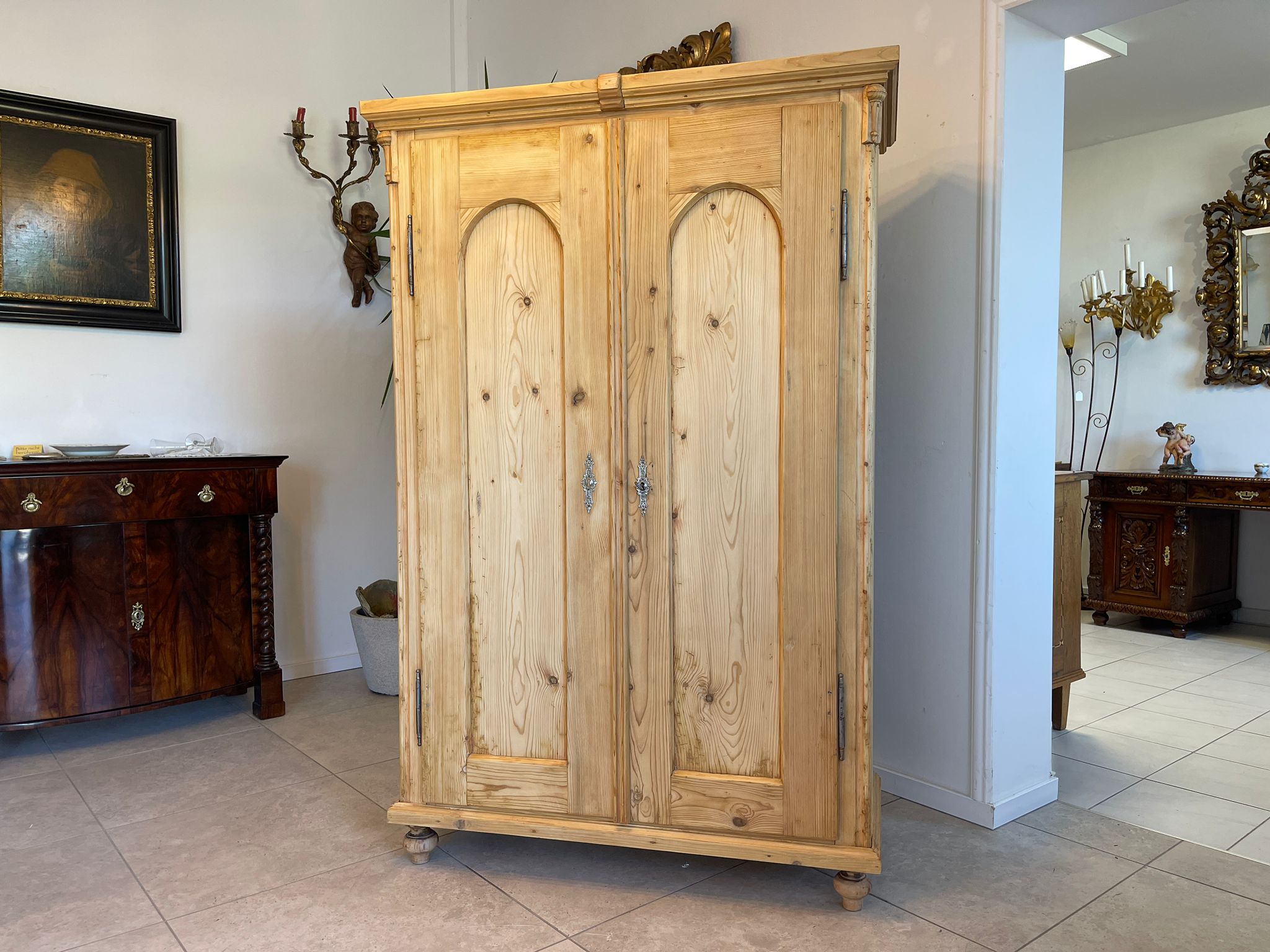 1e271aa7-26a9-4291-ae23-673c65c0e74b Steirischer Bauernschrank Antik Gründerzeit Bauernkasten Naturholz A4828