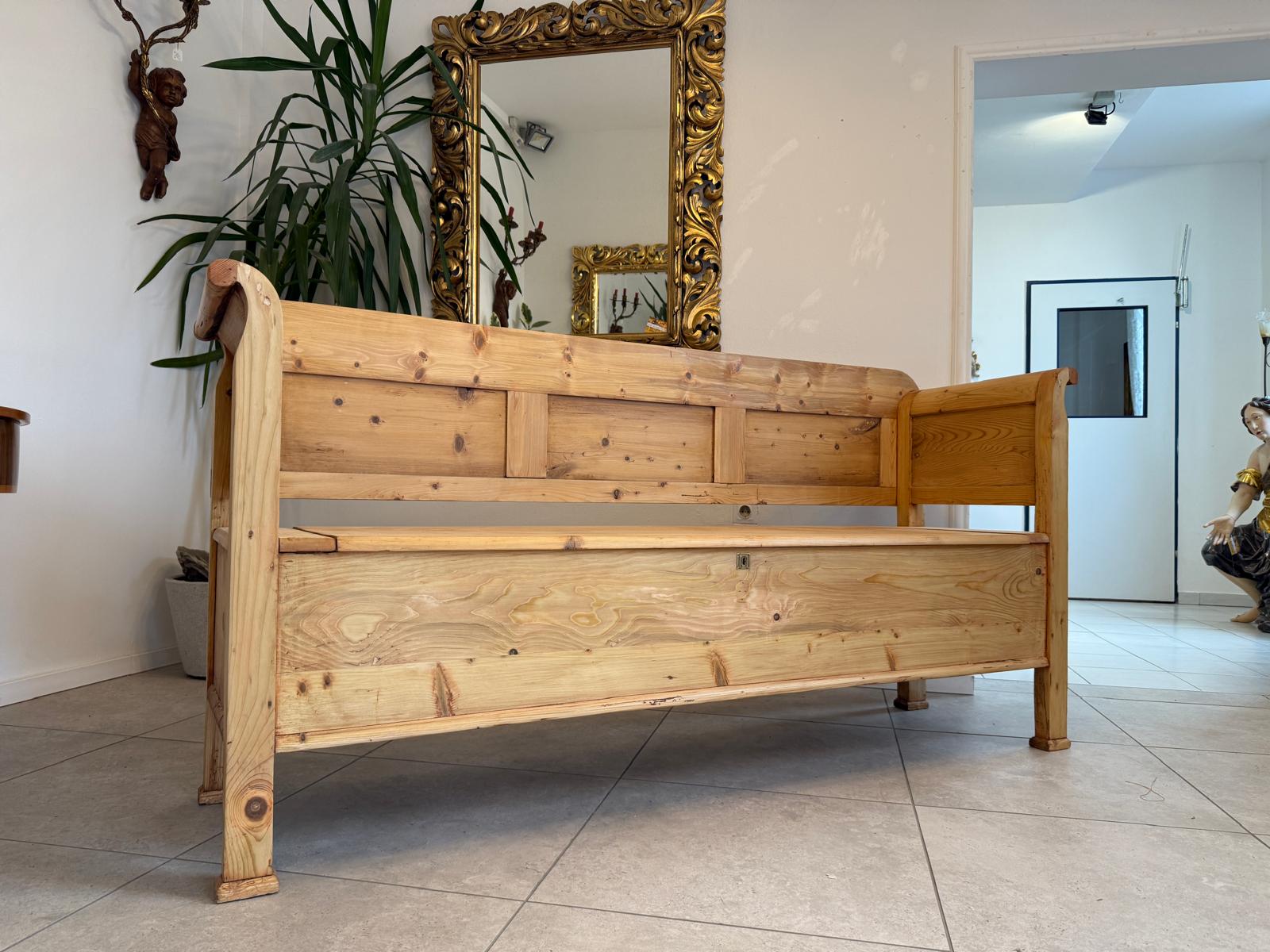 Sale Provinzielle Biedermeier Truhenbank Landhausbank G2296