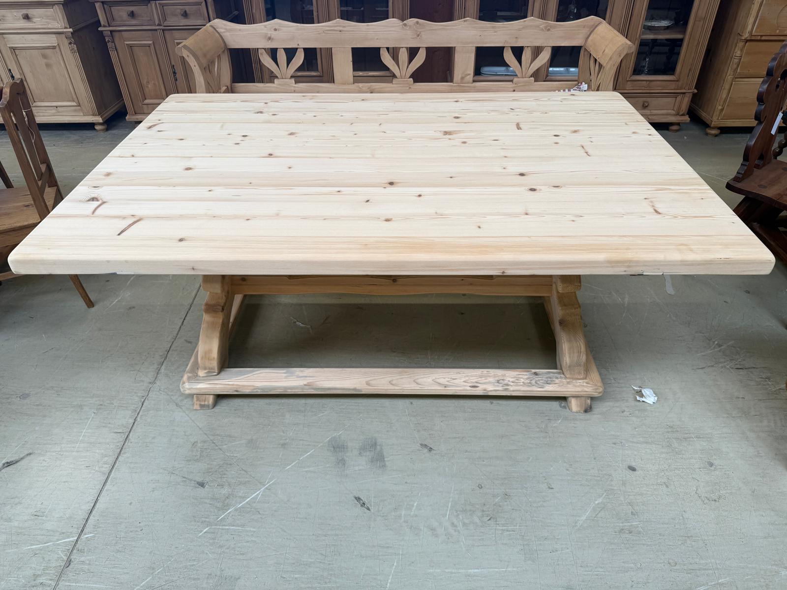 Uriger Jogltisch Bauerntisch Naturholz Fichte Hüttentisch G2278