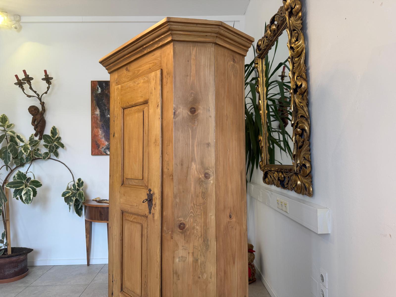 Restaurierter 1 türiger Bauernschrank Barocker Naturholzschrank Weichholz Antik D1020