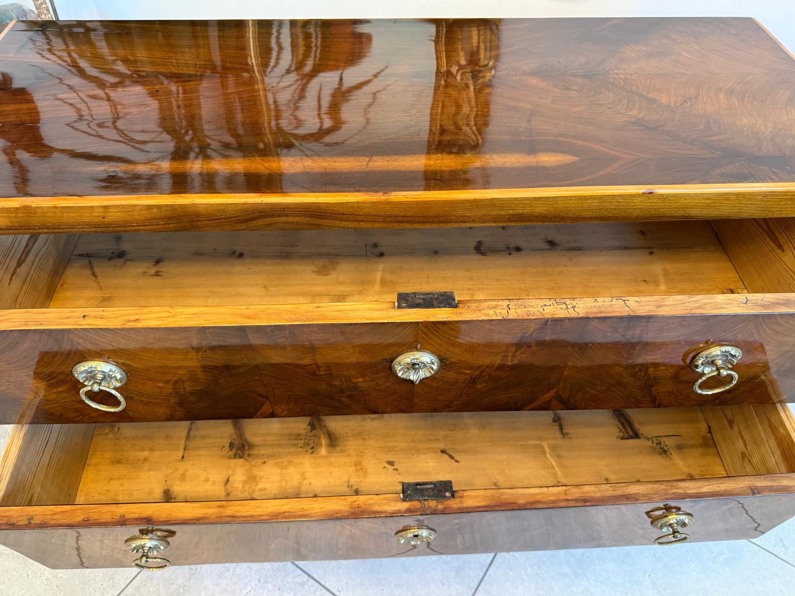 Biedermeier Kommode 3 Ladenkommode Nussholz Antiquität Restauriert D2688