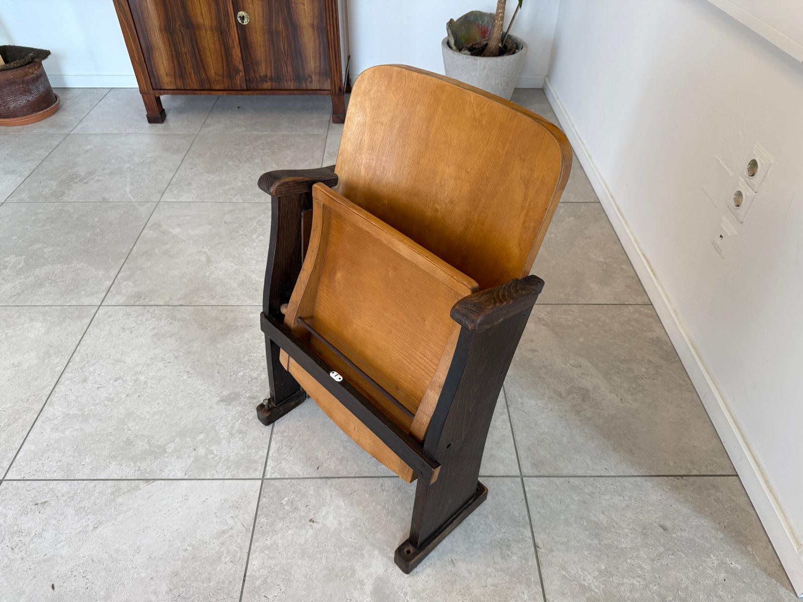Originale Kinosessel 1er Sitz Klappstuhl Stuhl Sitzgruppe G2129