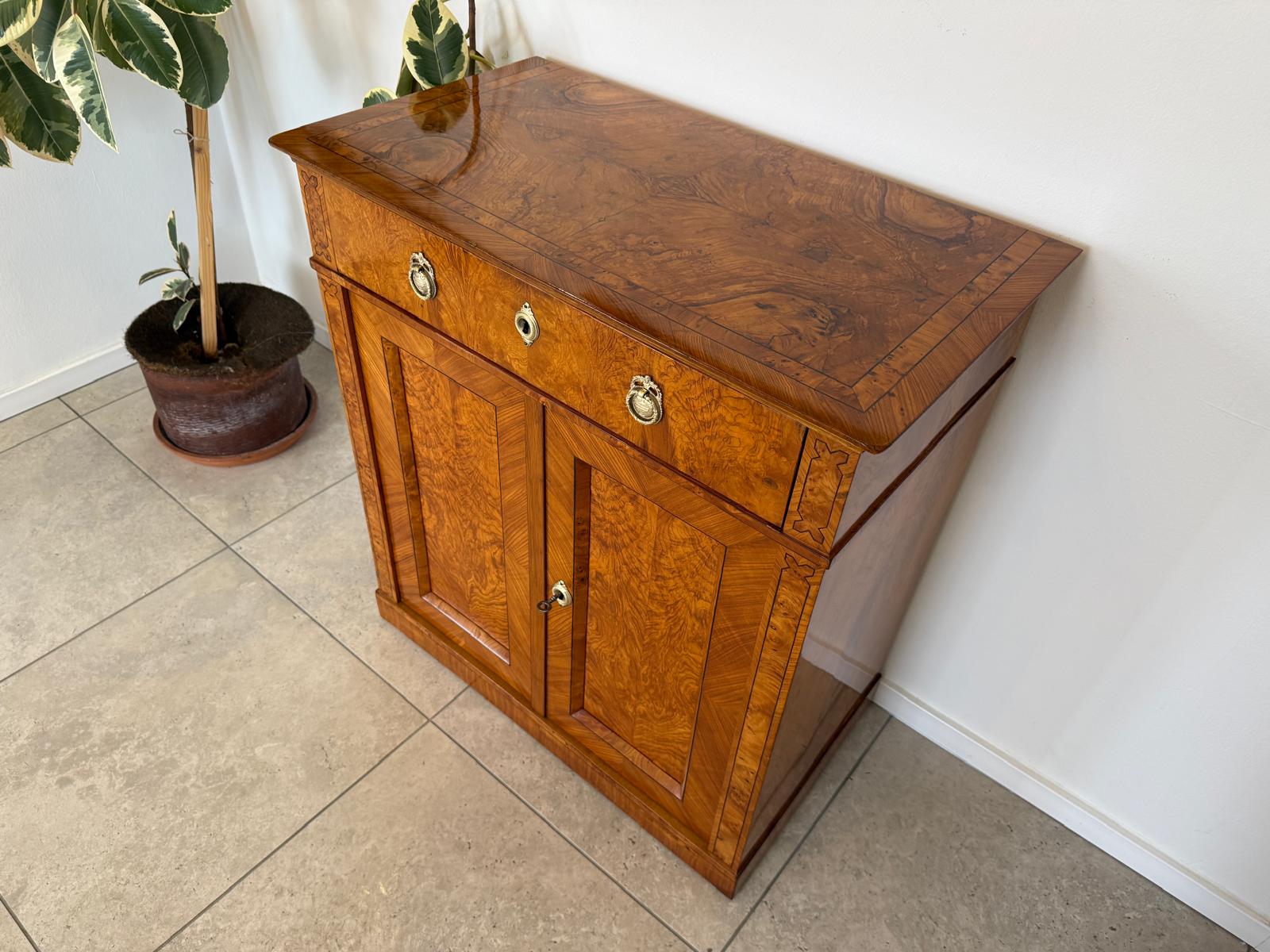 Restauriertes Biedermeier Trumeau Anrichte Antiquität D1193