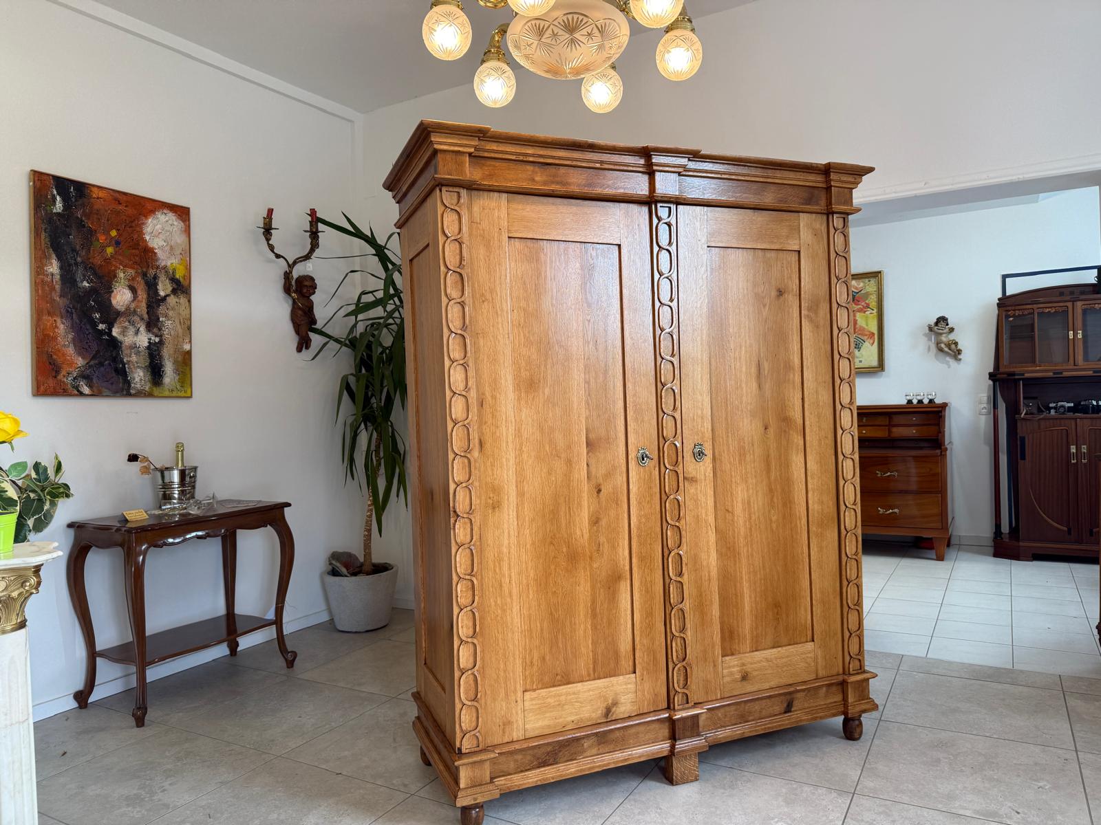 SALE Restaurierter Biedermeier Schrank Kleiderkasten Antiquität G1820