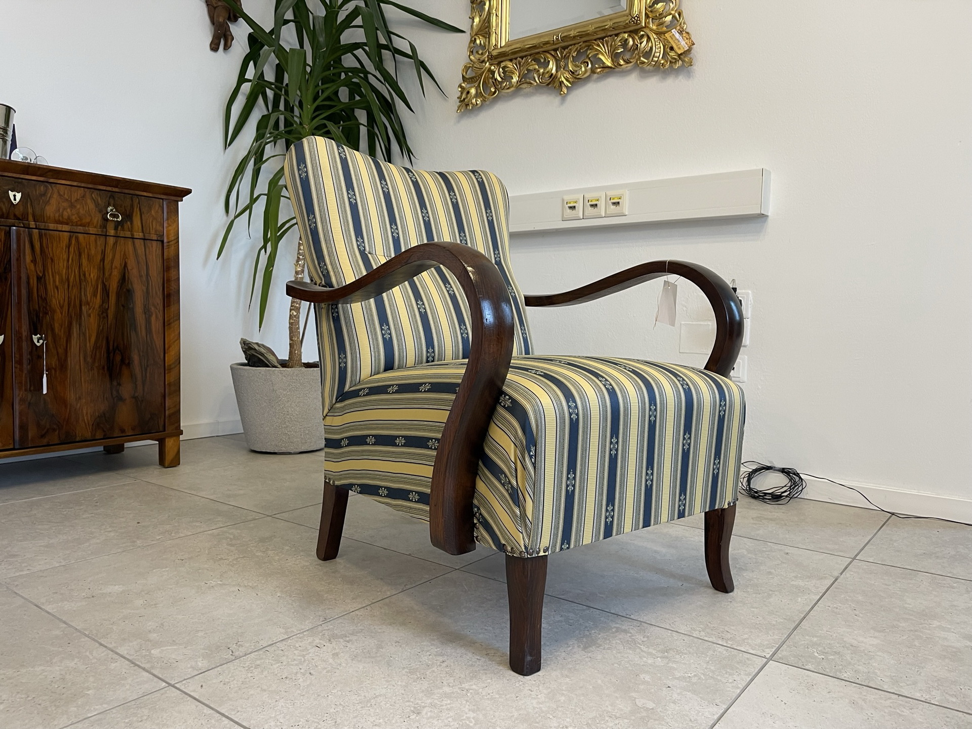 Biedermeier-Barock_37pmWdtngpTLSf2 Art Deco Fauteuil Armchair Halabala, neu gepolstert, massives Buchenholz, i1754