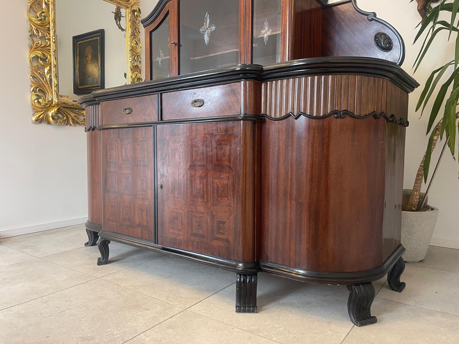 Historismus Glas Vitrine Anrichte Barschrank Sideboard mit Schnitzarbeiten G1142