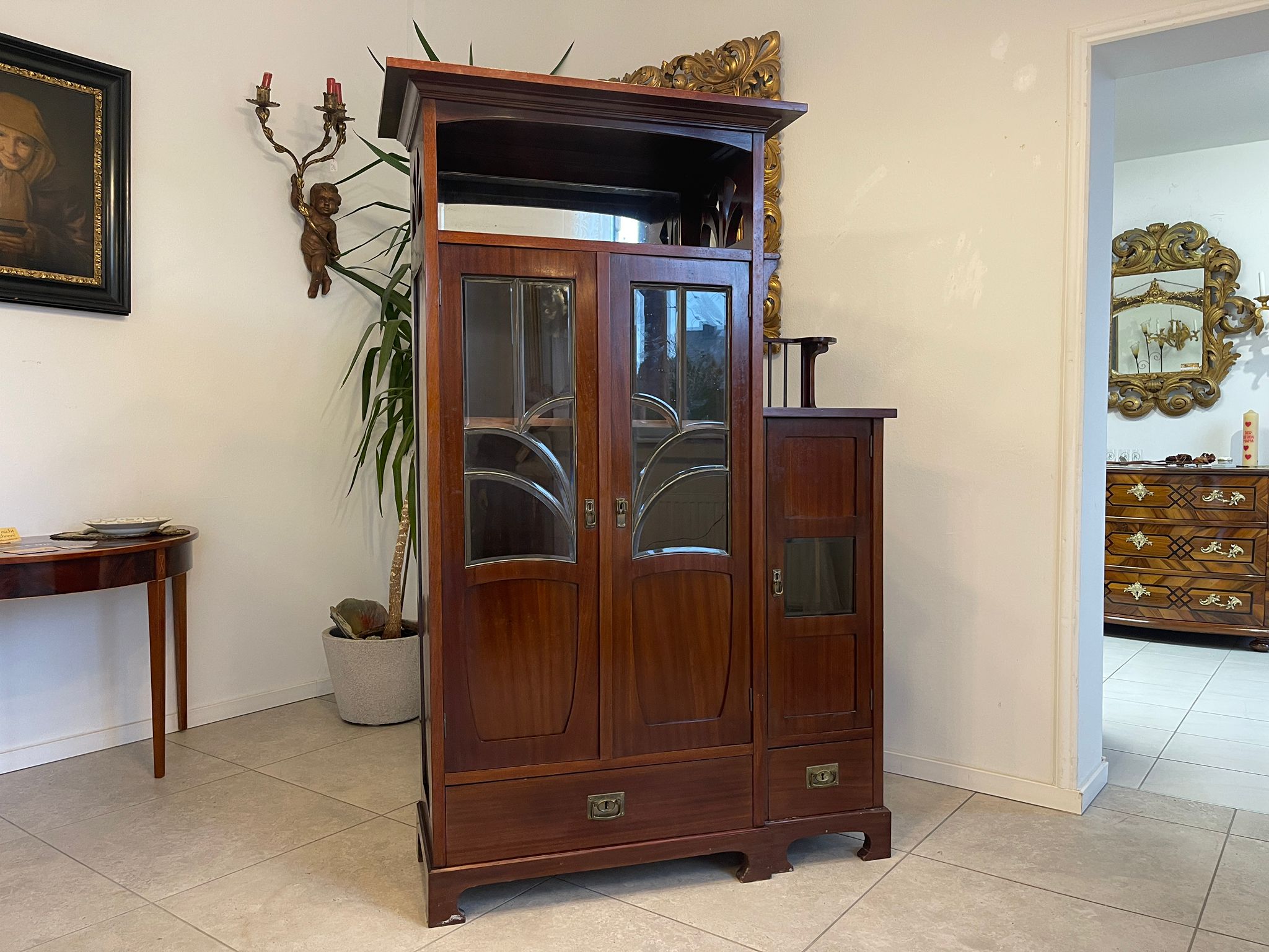 eb34fe2c-0a8a-4fd5-98da-164fd7d70c93-1 Traum Jugendstil Bücherschrank Vitrine A5124