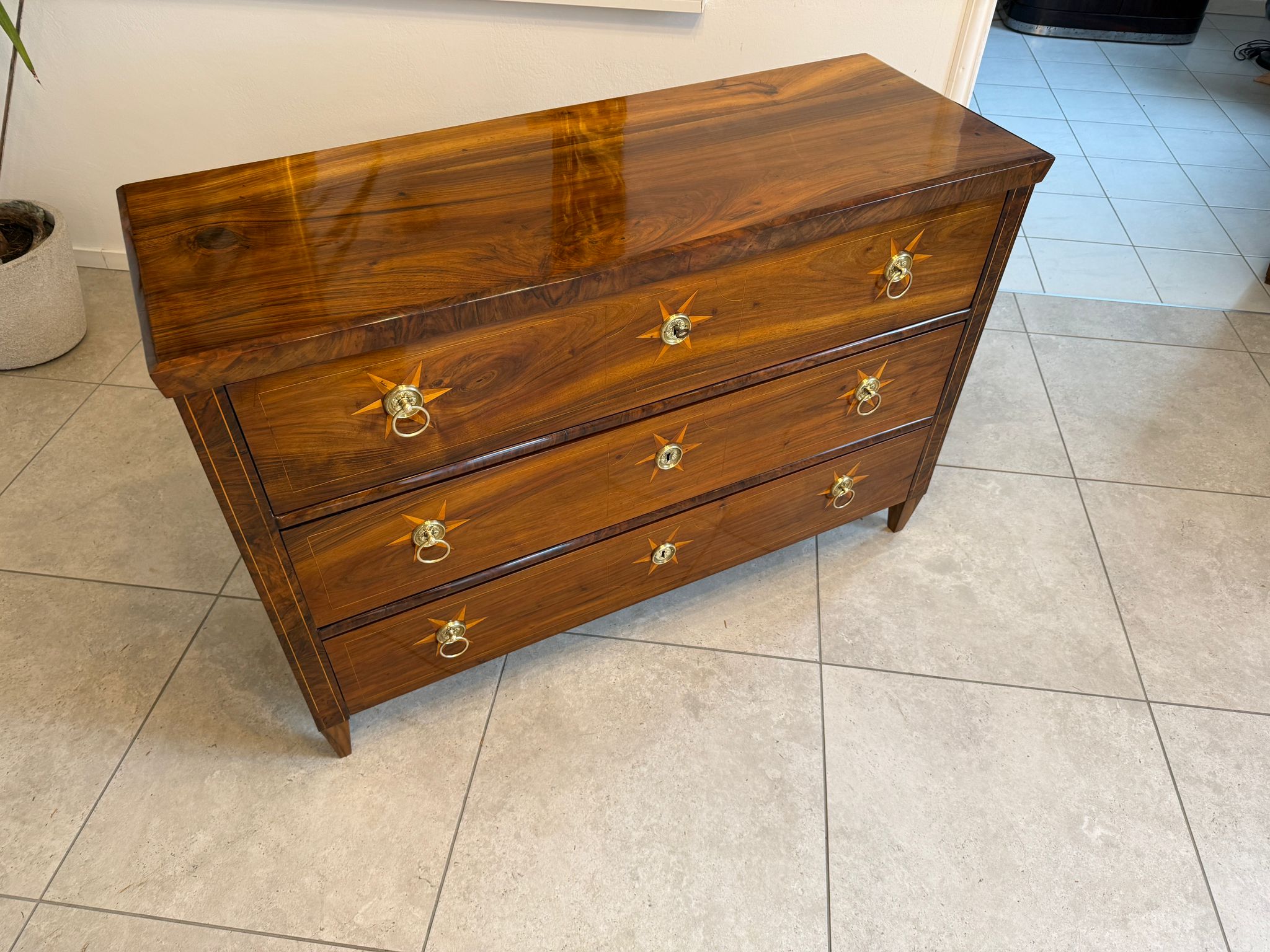 Restaurierte Biedermeier Kommode 3 Ladenkommode Nussholz Antiquität D1044