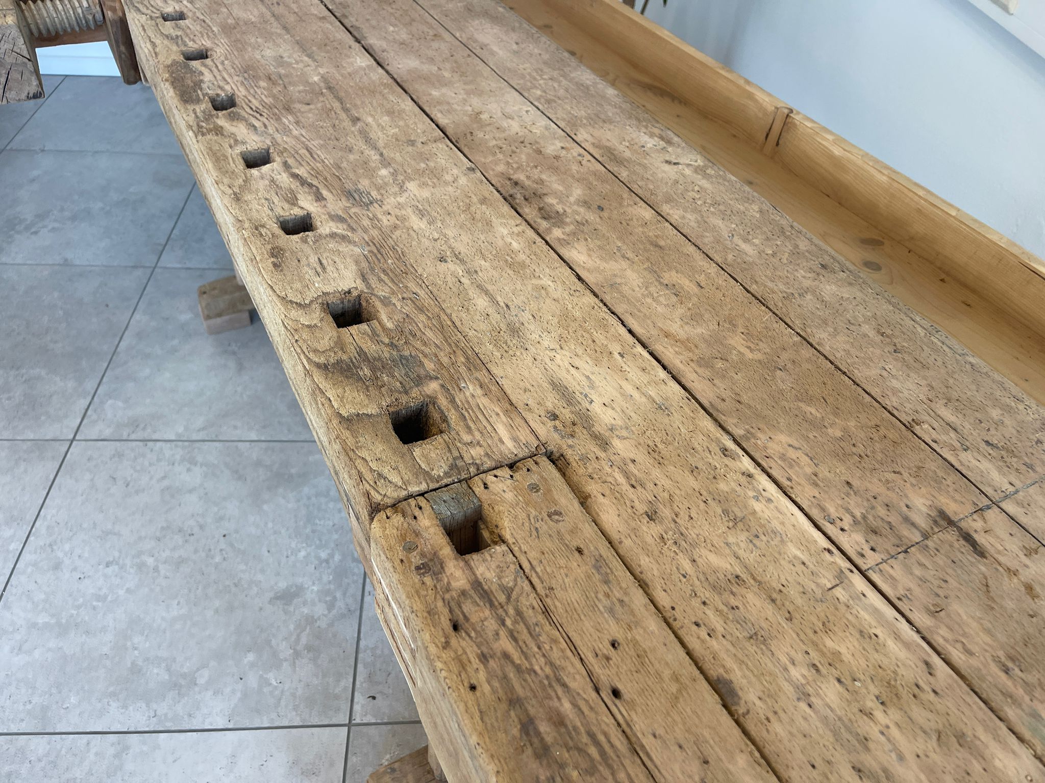 urige restaurierte Hobelbank, Werkbank, Küchentisch A5145