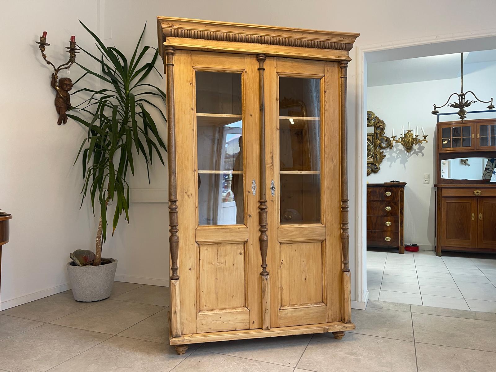 Restaurierte Gründerzeit Bauernvitrine Bauernschrank Bauernvitrine G1049