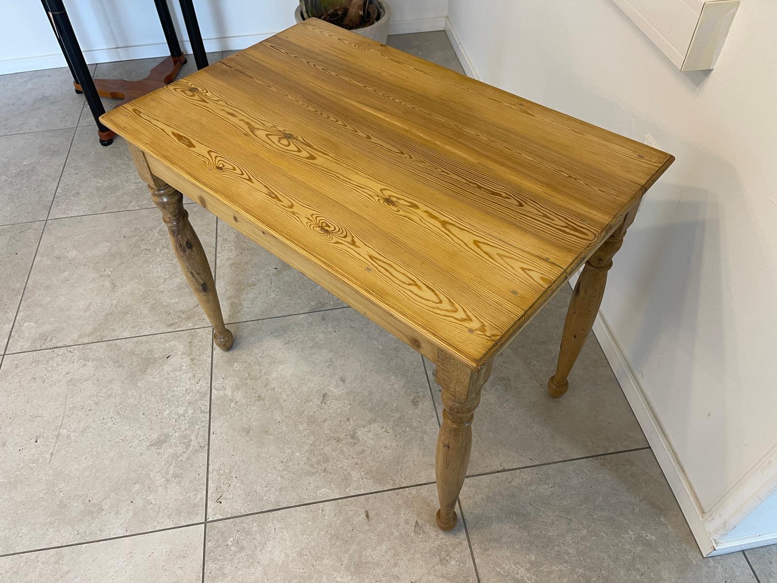 Bäuerliches Gründerzeit Tischerl Beistelltisch Bauerntisch G1254