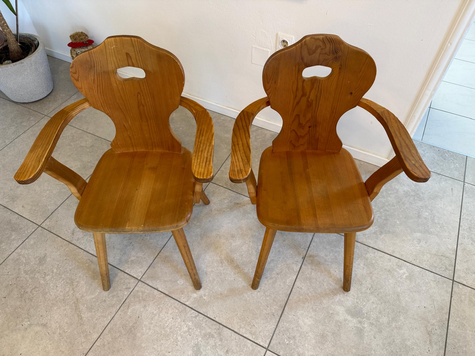 Bäuerlicher Bauernsessel Armlehnstuhl Stuhl Herzerlsessel 1 Stück G2404