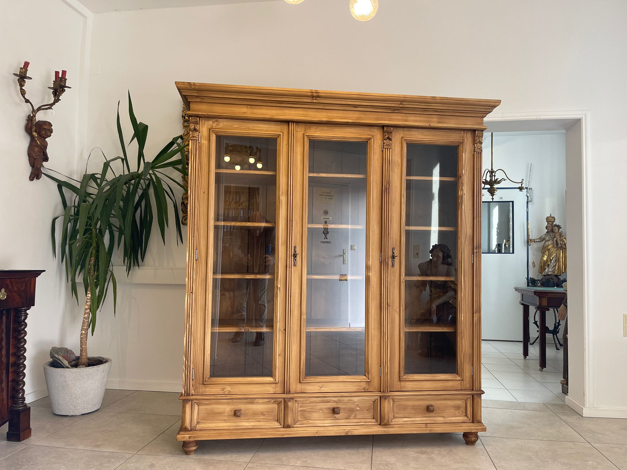 45ba087a-ca38-4fc0-afe3-649d4e8a4cc7 Bauernvitrine Bücherschrank Ordnerschrank Bauernschrank A5442