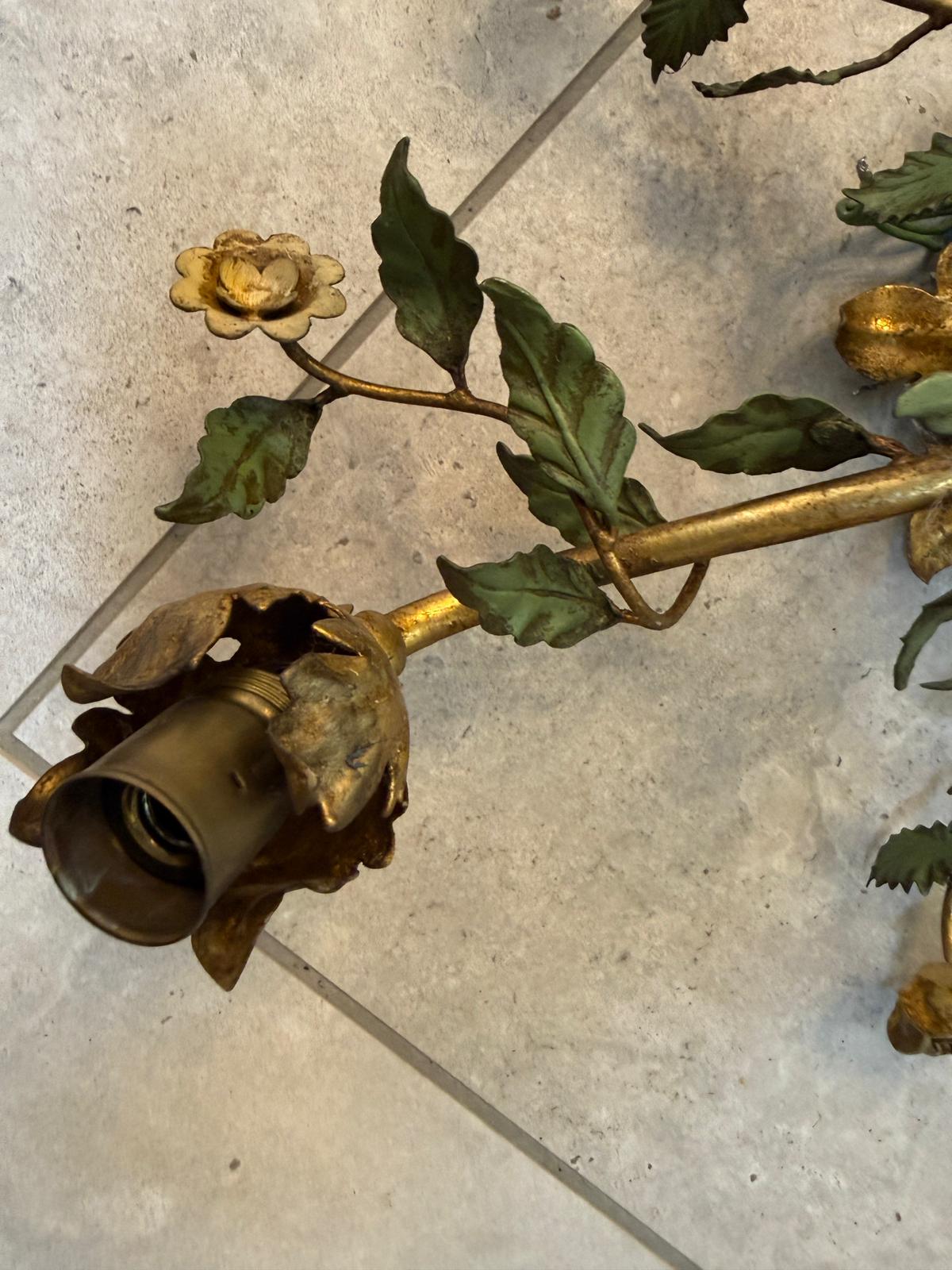 Florale Figurale Wandleuchte Metallleuchte Luster D1066