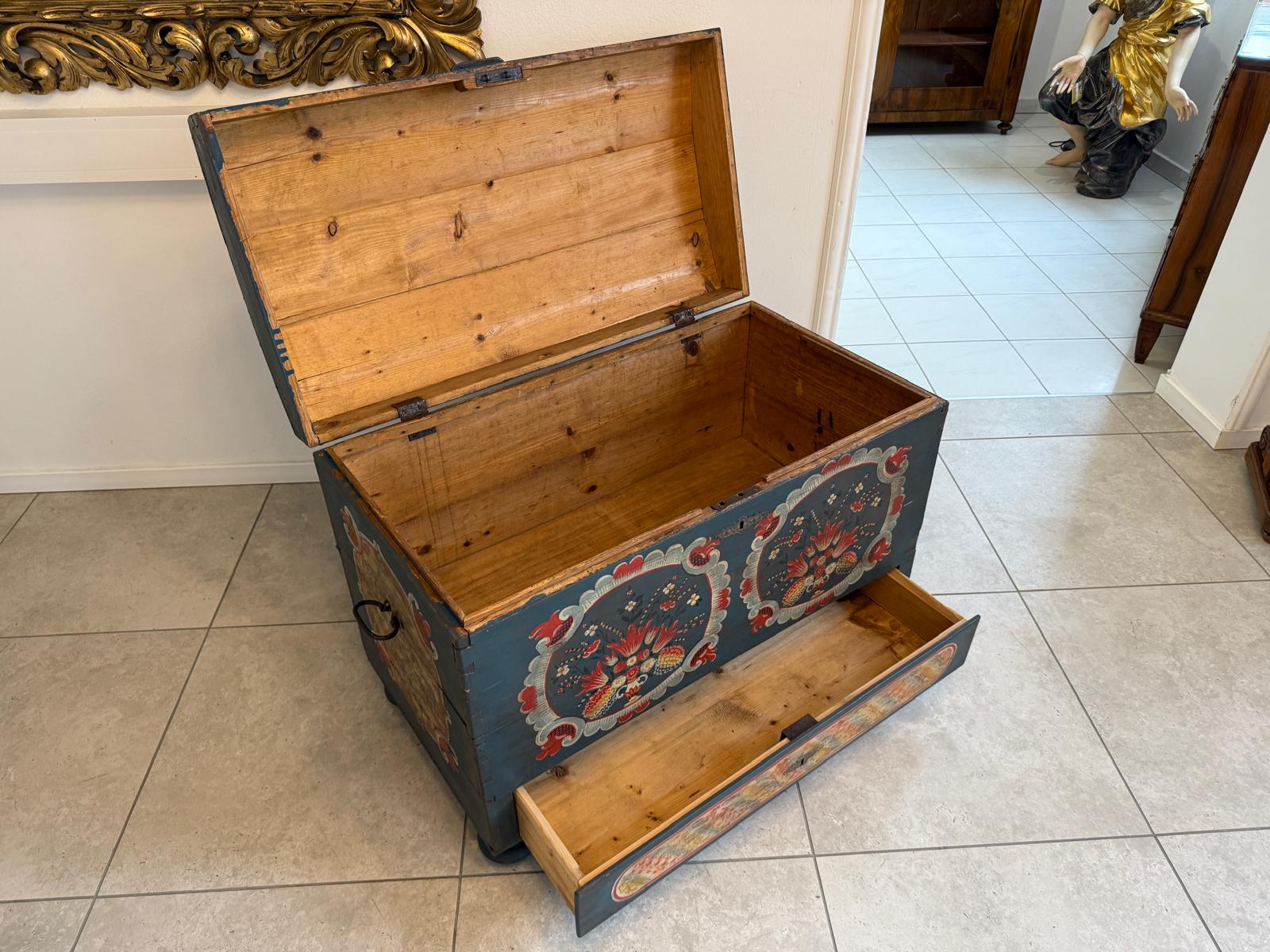 Urige handbemalte Tiroler Truhe Landhaustruhe Bauerntruhe G2271