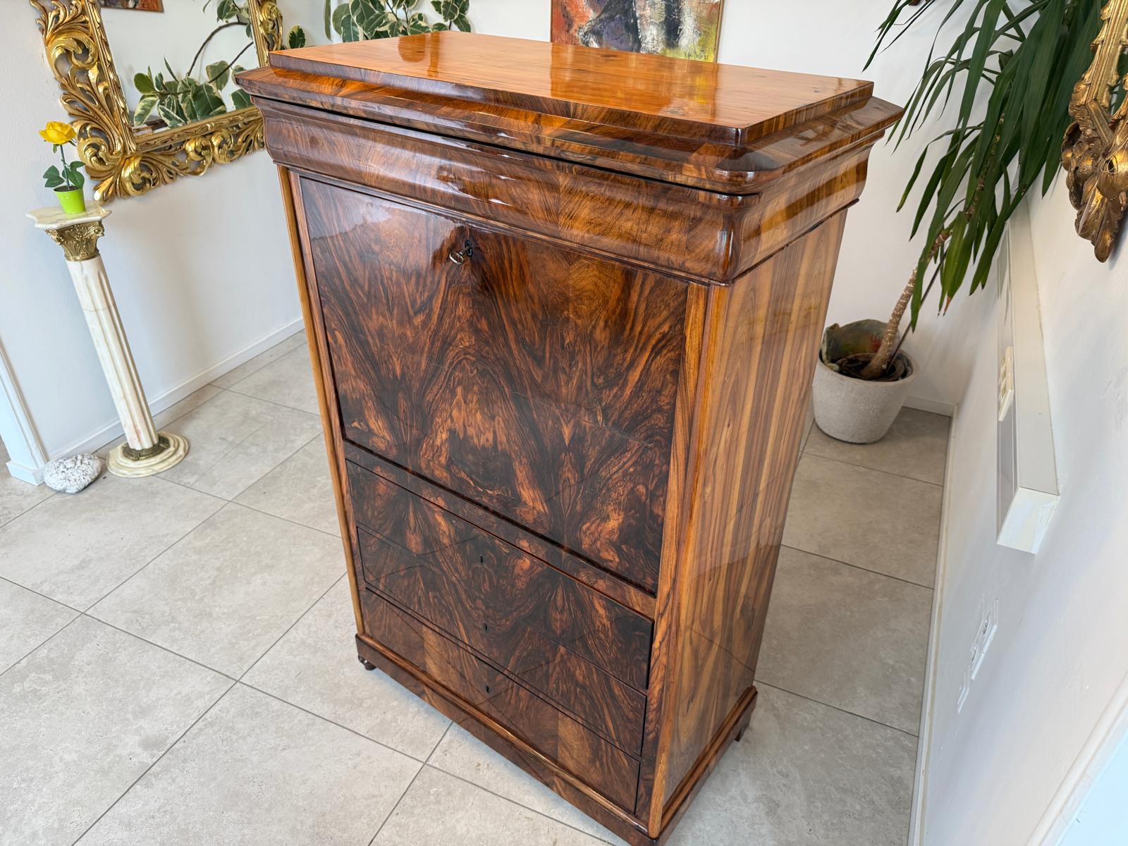 Sale Restaurierter Spätbiedermeier Standsekretär Schellack G1816