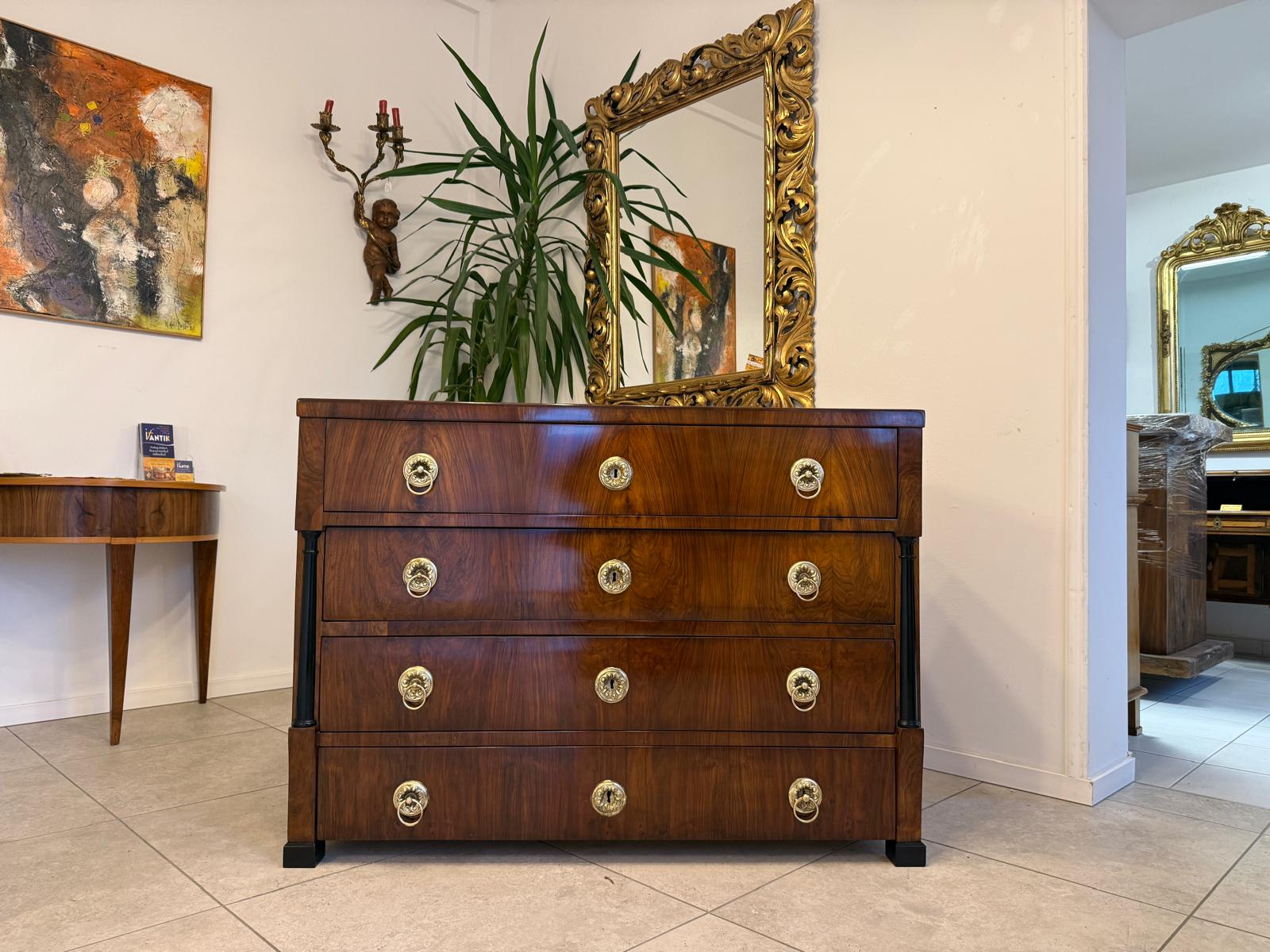 Restaurierte Biedermeier Kommode 4 Ladenkommode Nussholz G2391