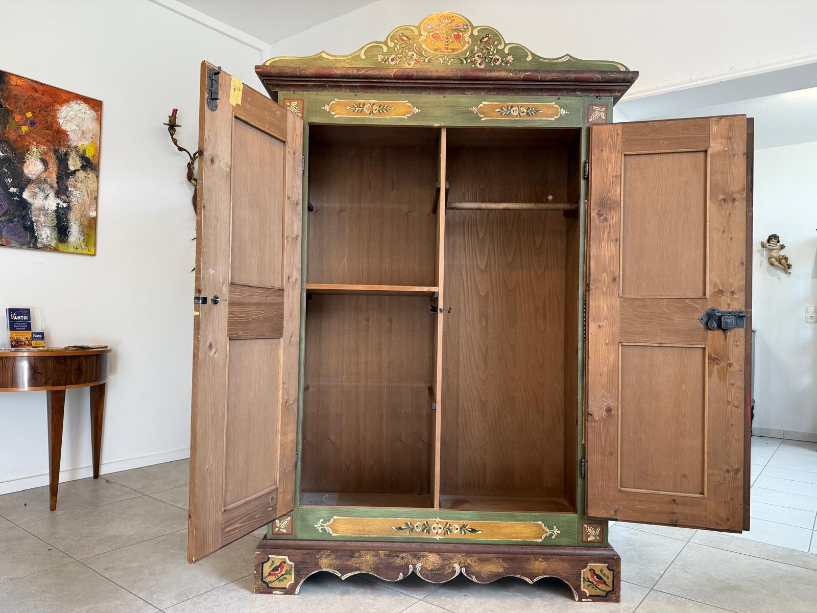 Originaler Voglauer Schrank Bauernschrank Anno 1800 Altgrün Antik G2171