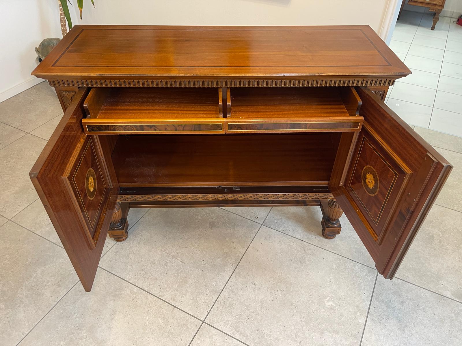 Elegante Anrichte Sideboard Kommode Barockstil  G1156