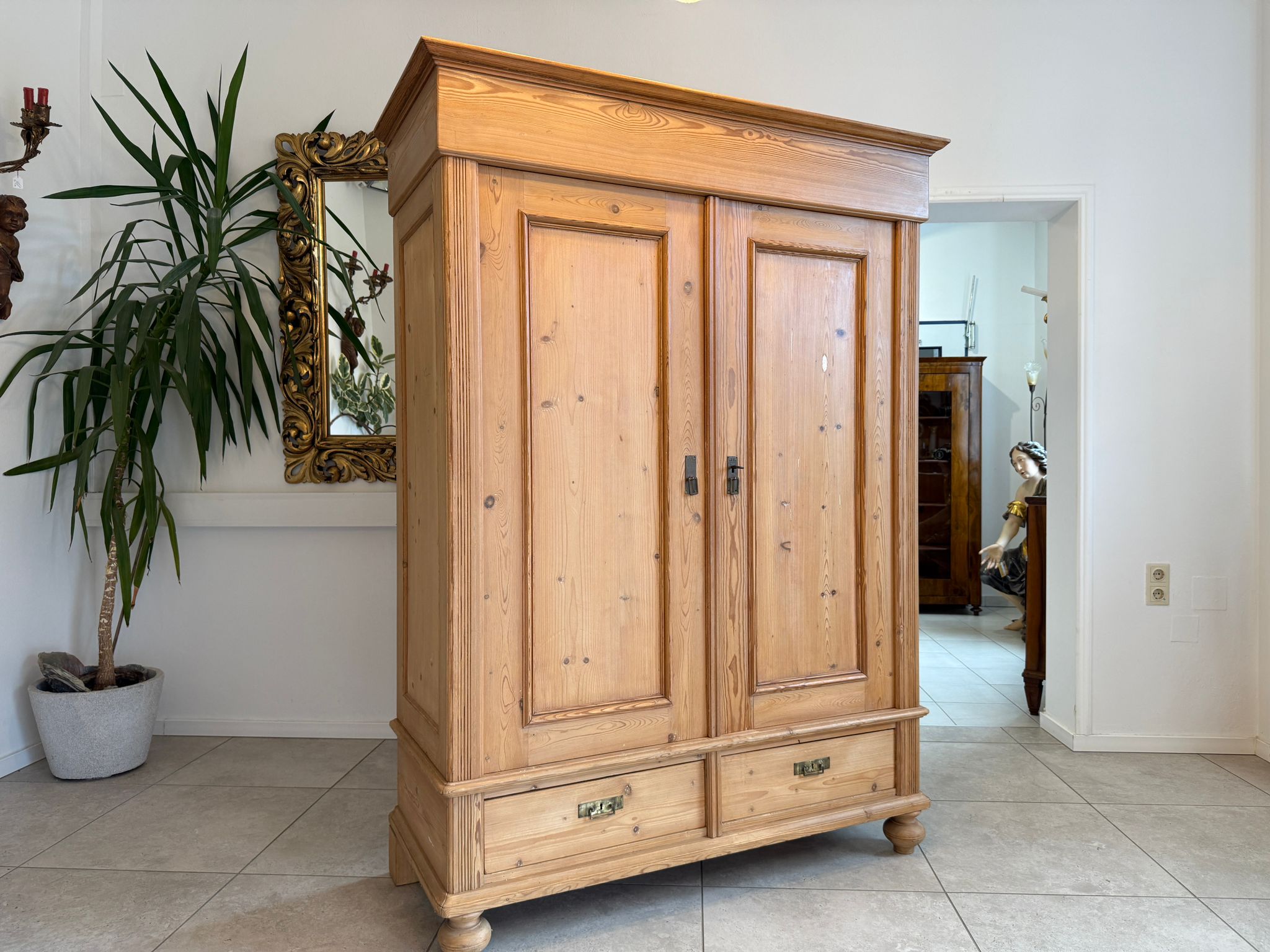 SALE Gründerzeit Bauernschrank Biedermeier Schrank G2230