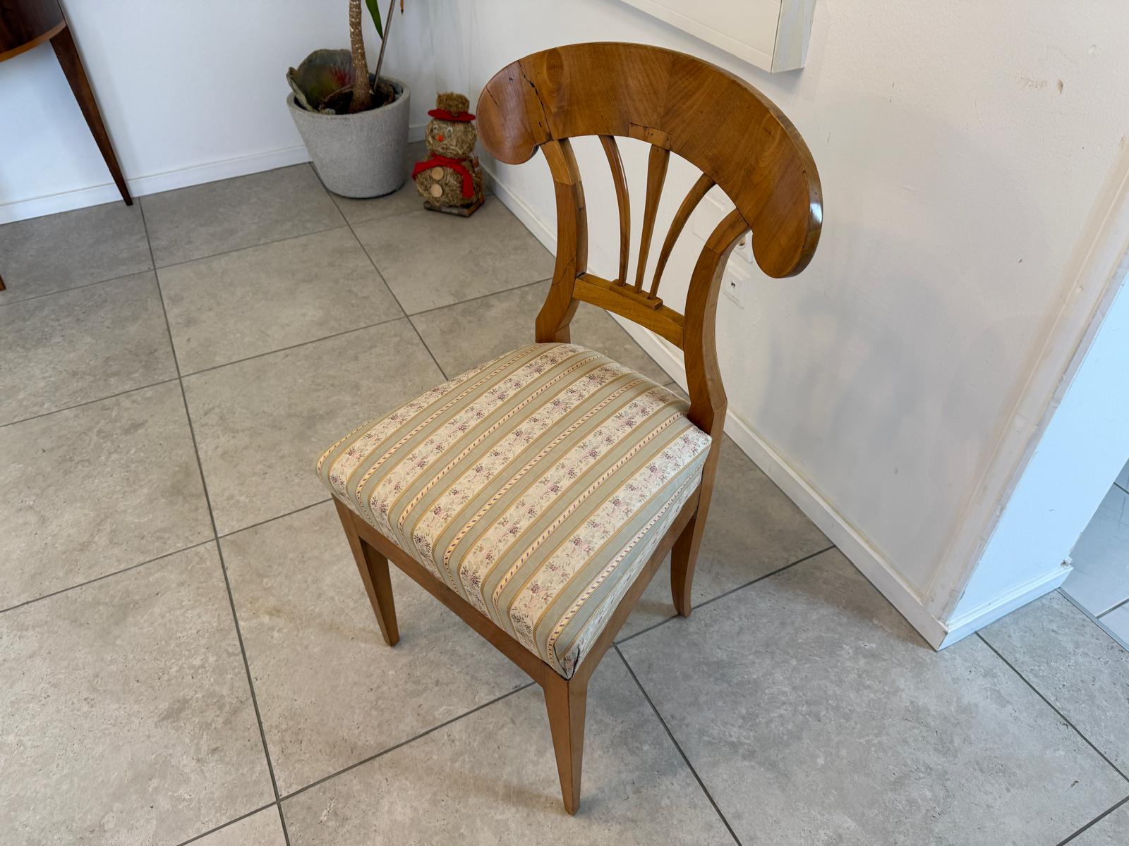 Originaler Biedermeier Sessel Nussholz Schaufelsessel D1005