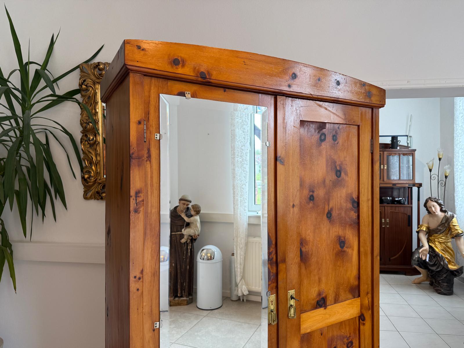 Zirbenholz Schrank Kasten Bauerschrank Kleiderkasten Spiegelschrank G1882