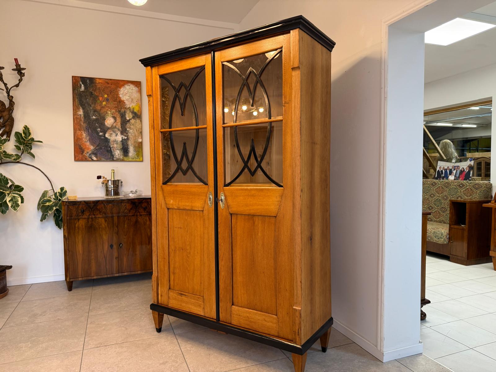 Sale Restaurierte Biedermeier Vitrine Bücherschrank Glasschrank Eichenholz G2047