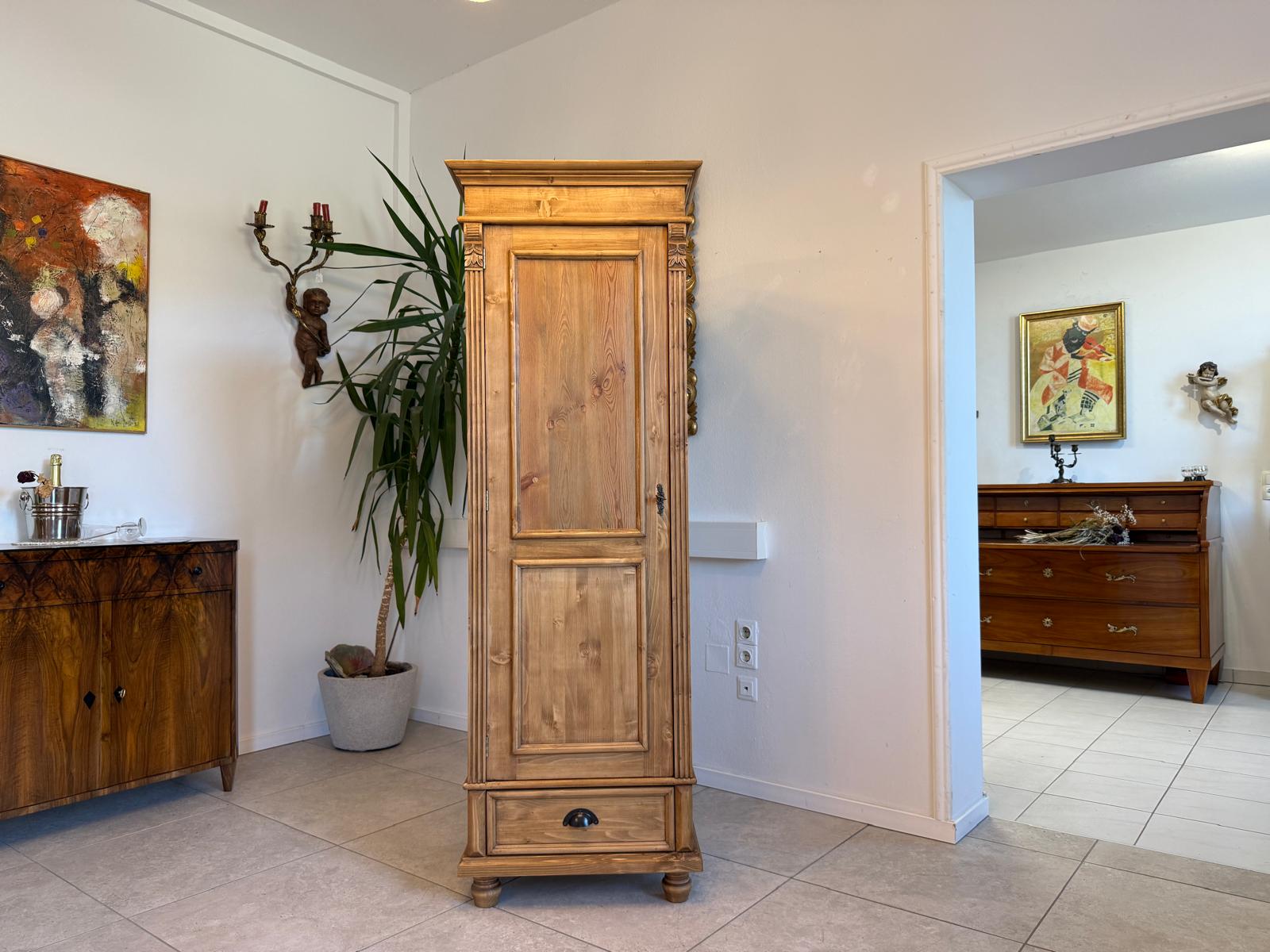 Bäuerlicher Gründerzeit Bauernschrank Naturholzschrank G2037