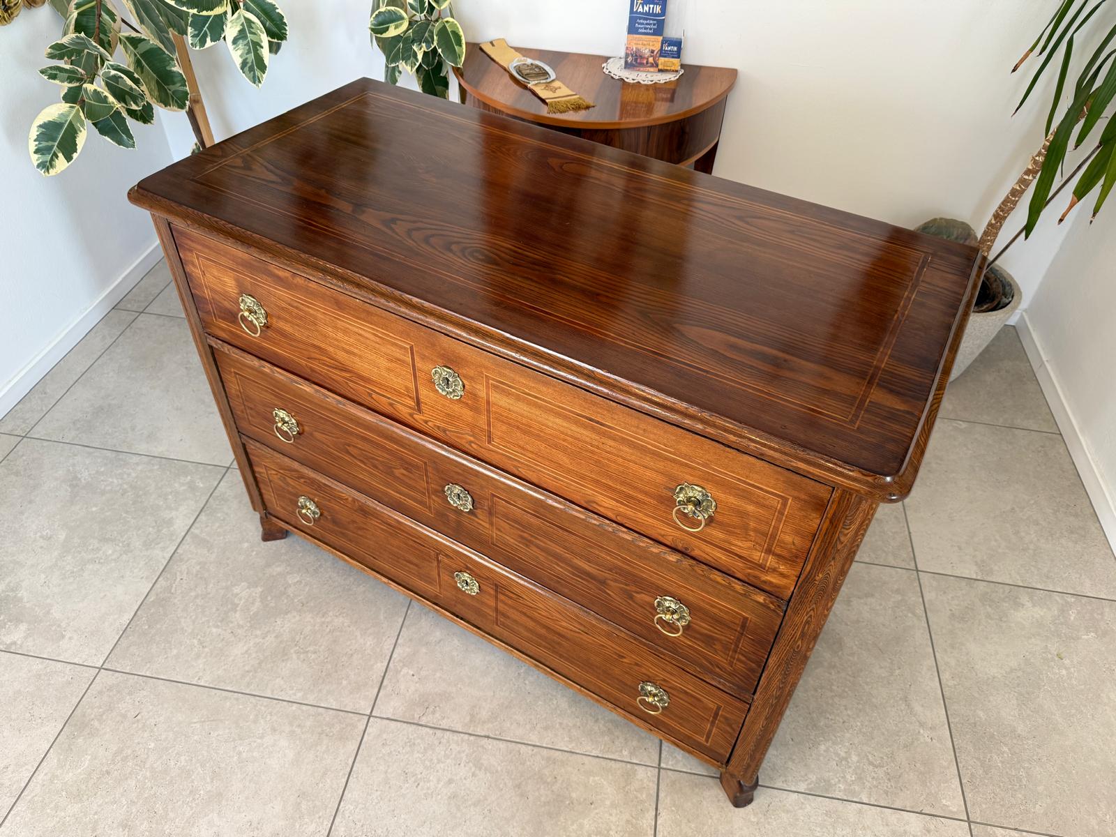 Restaurierte Biedermeier Kommode 3 Ladenkommode Nussholz Antiquität G2213
