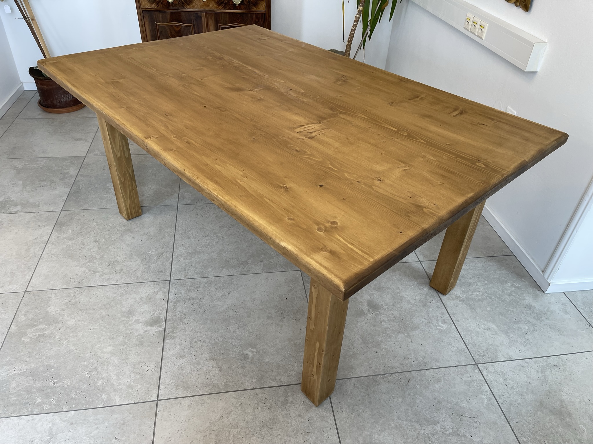 Biedermeier-Schrank-22 Massiver Bauerntisch Massivholztisch Hüttentisch B1478