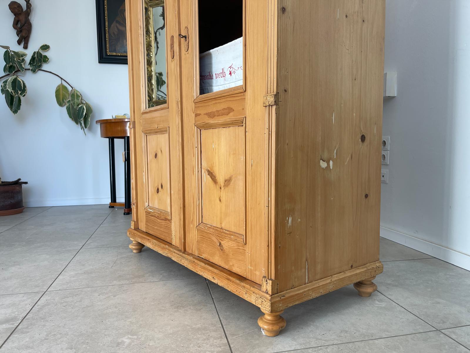 Bäuerliche Vitrine Bauernvitrine Bauernschrank Naturholz Bücherschrank G1282