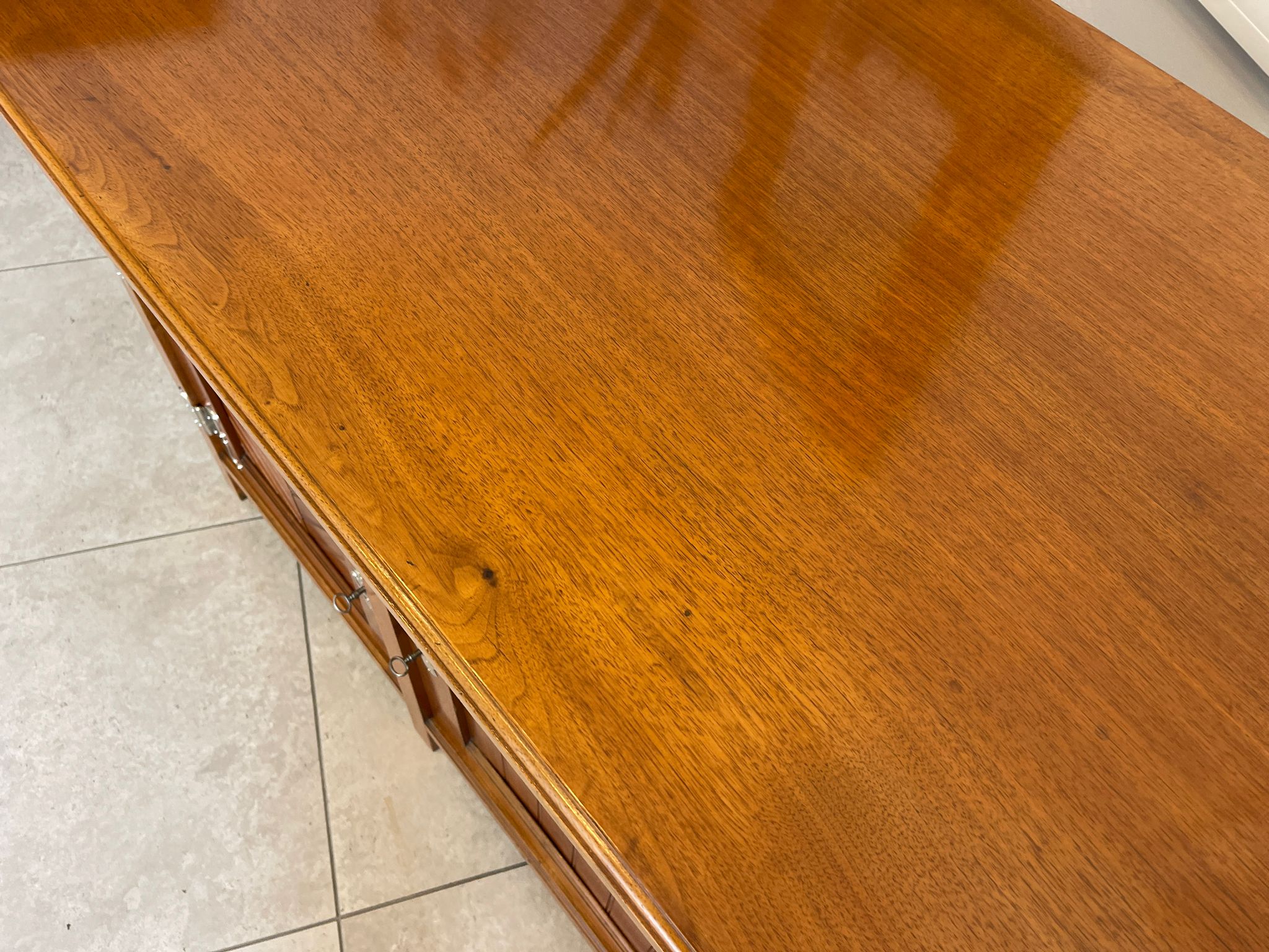 abd11b51-d5db-4ba8-9ffb-9445885f9549 Restaurierte Jugendstil Anrichte Sideboard Antik Vintage Traum A4986