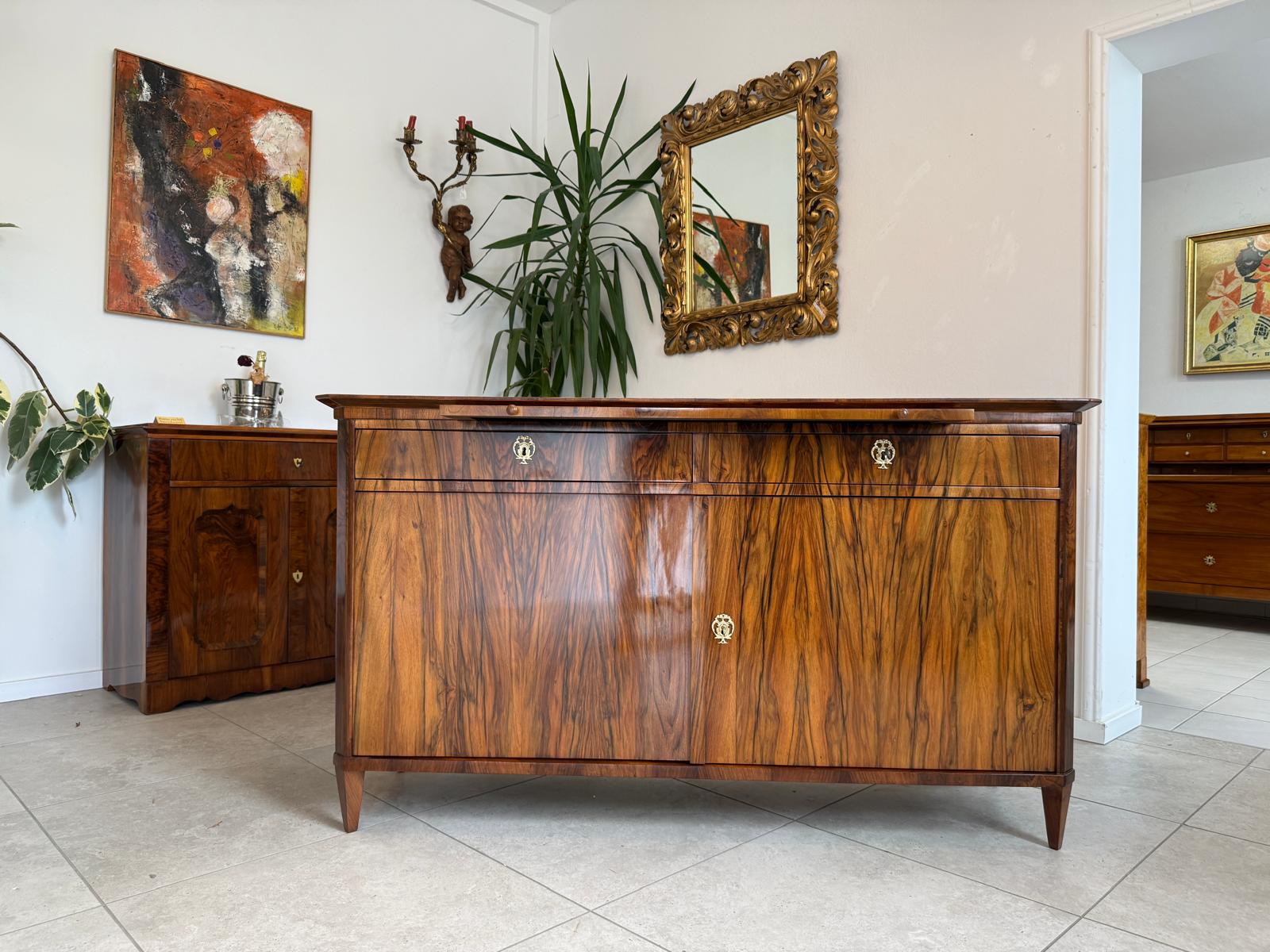 Restaurierte Biedermeier Anrichte Sideboard Antiquität Nussholz G1836-1