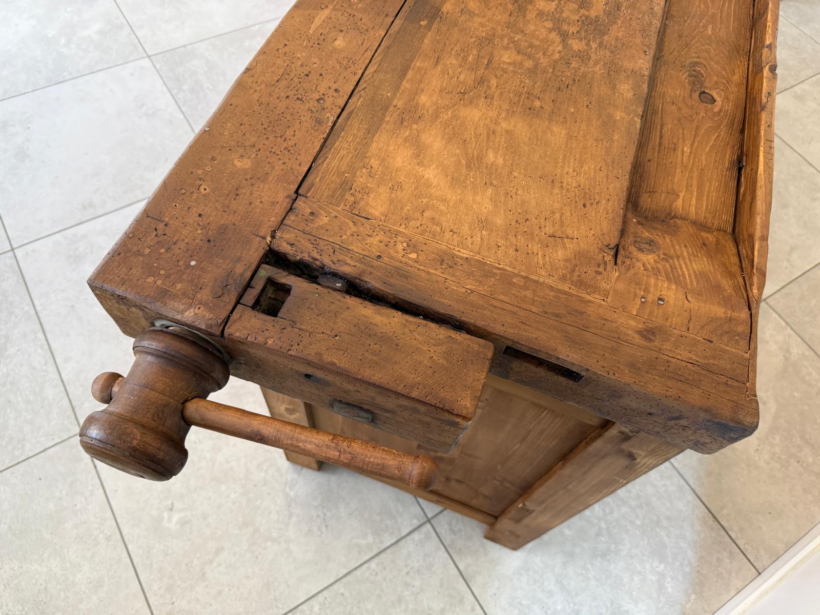 Urige Hobelbank Werkbank Pult Tresen Ladenschrank Antik G2191