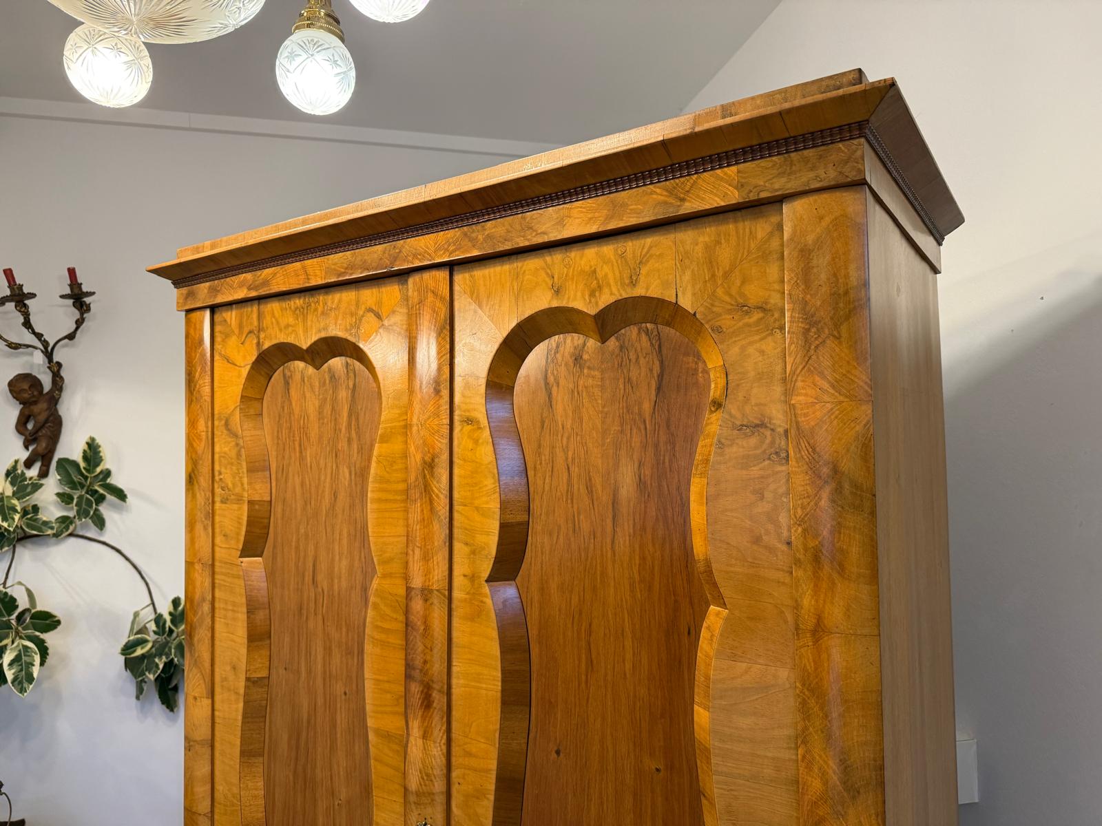 Original Biedermeier Schrank Kleiderkasten Keilschrank G2329