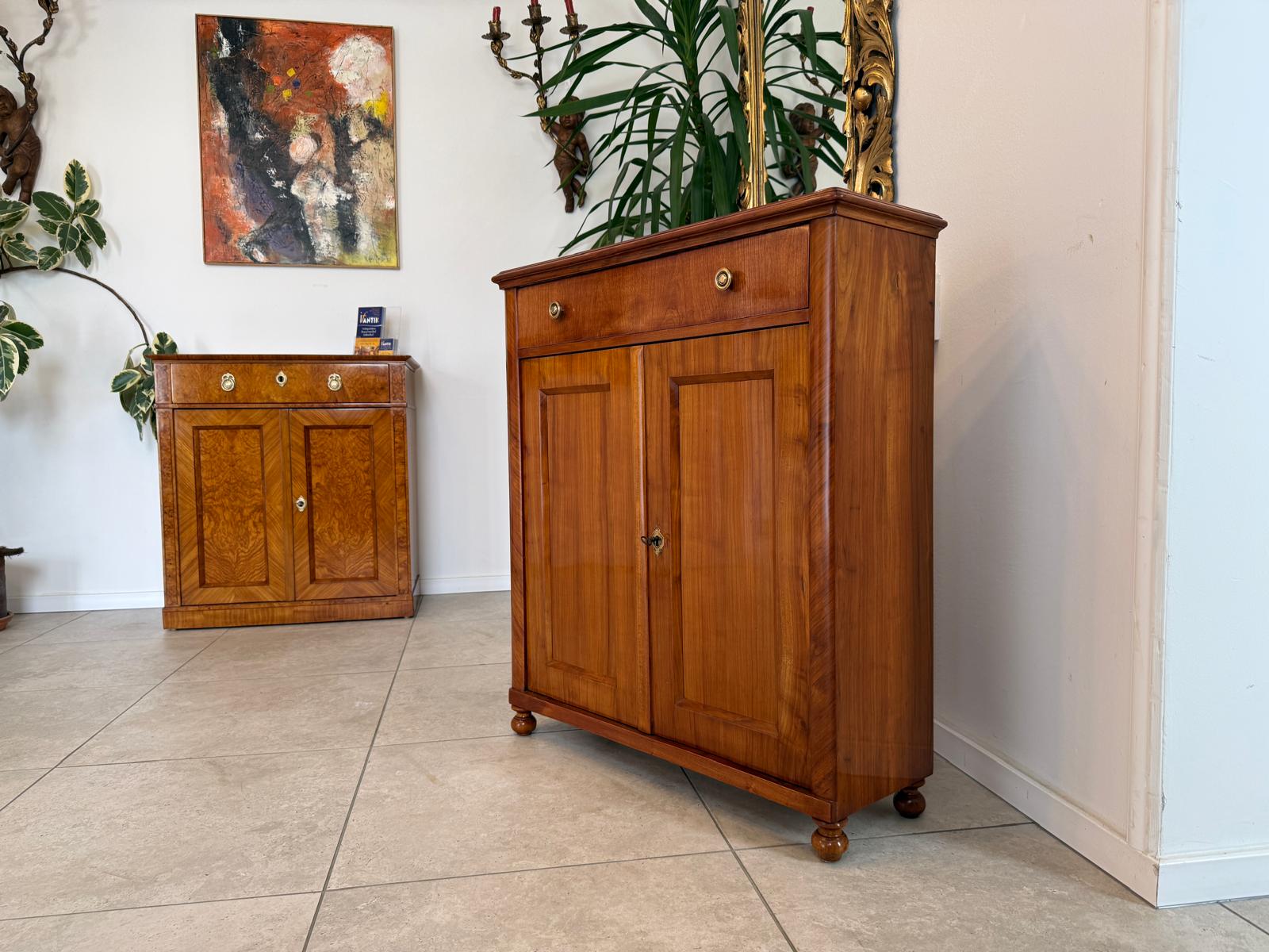 Restauriertes Biedermeier Trumeau Anrichte Kirschholzfurnier Antiquität D1194